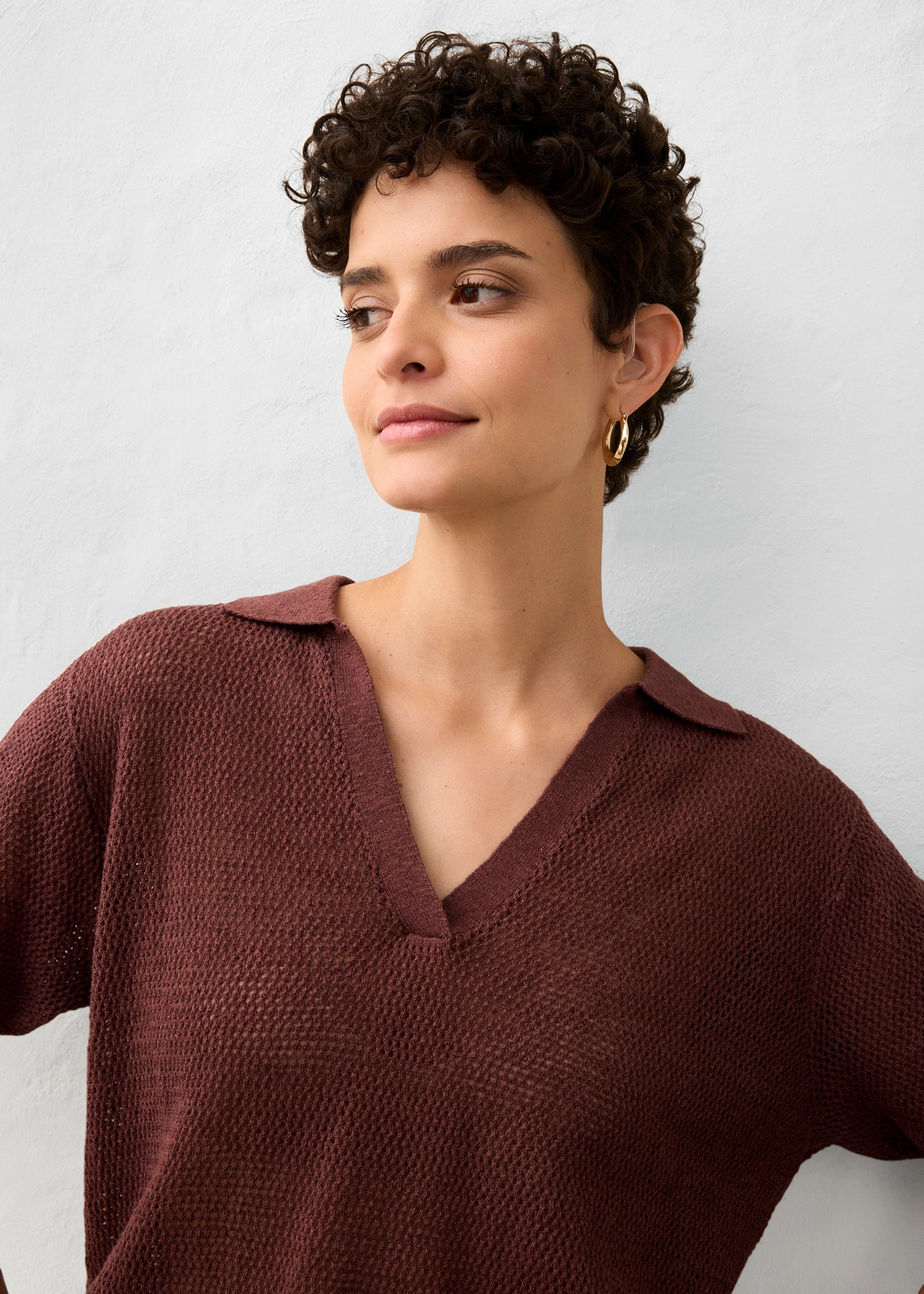 Polo en maille ajourée avec lin • acajou foncé • Boutique bonprix