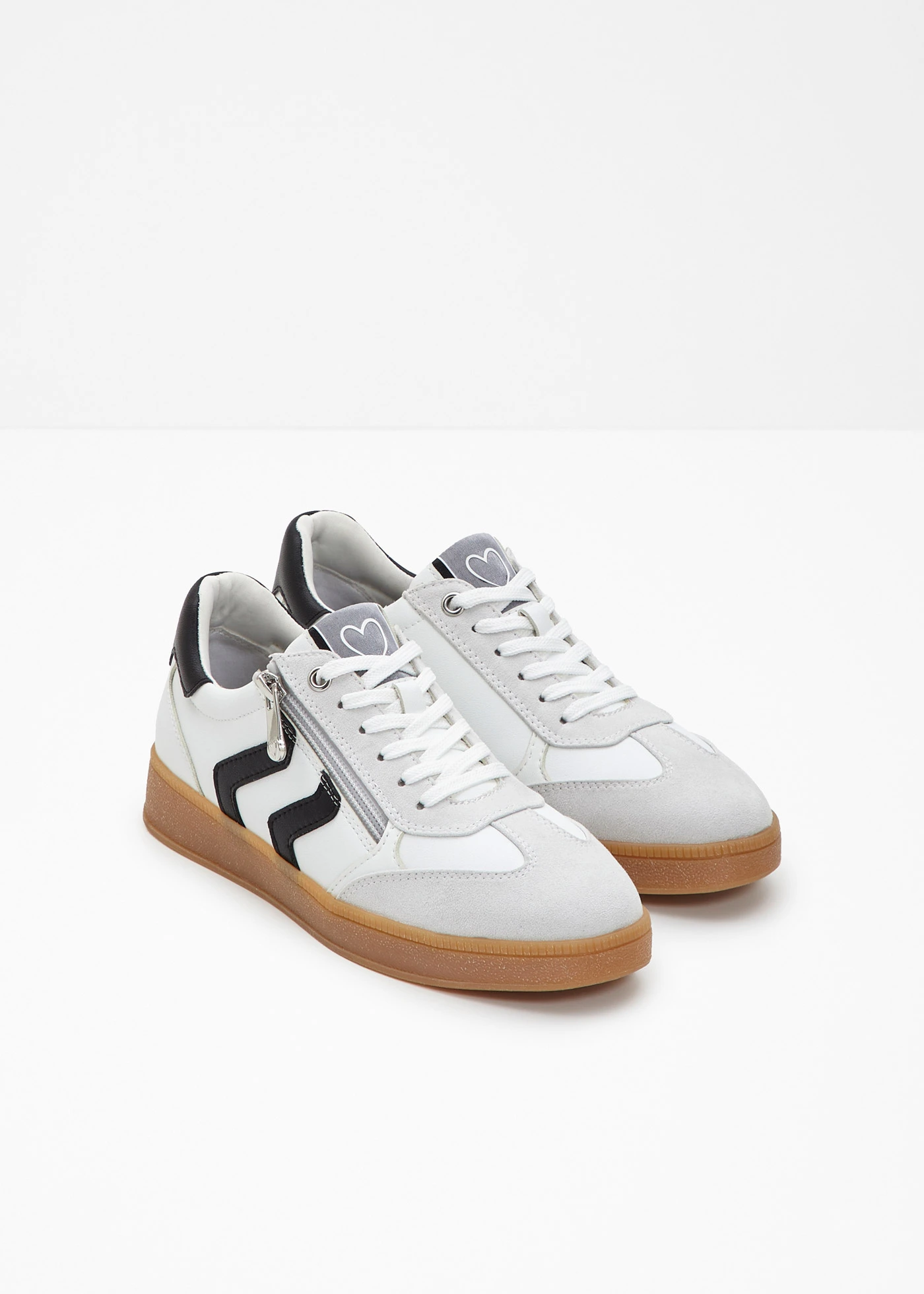 Sneakers van Marco Tozzi • wit/zwart • bonprix online shop
