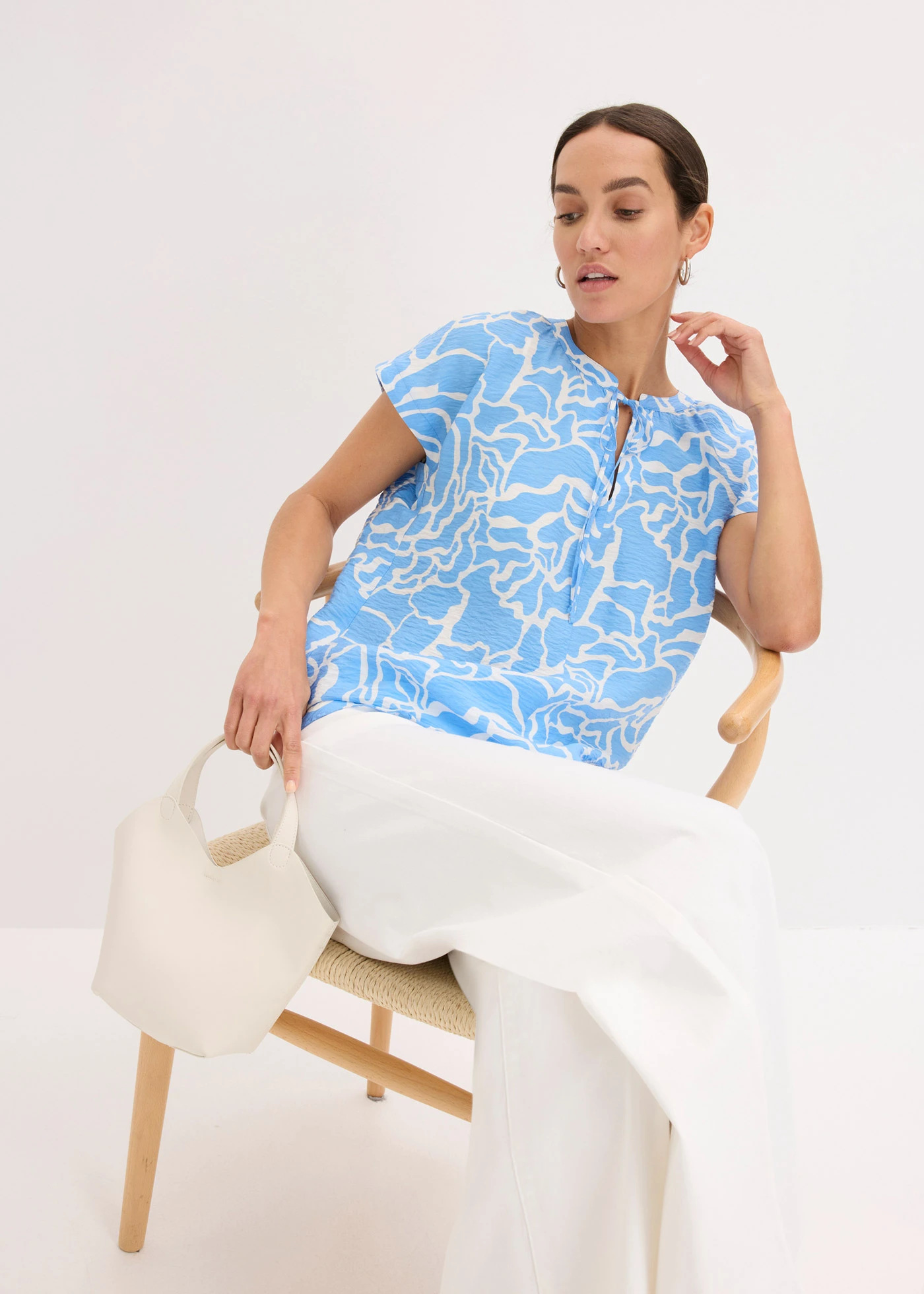 Gedessineerde tuniek blouse • blauw-wit gedessineerd • bonprix online shop