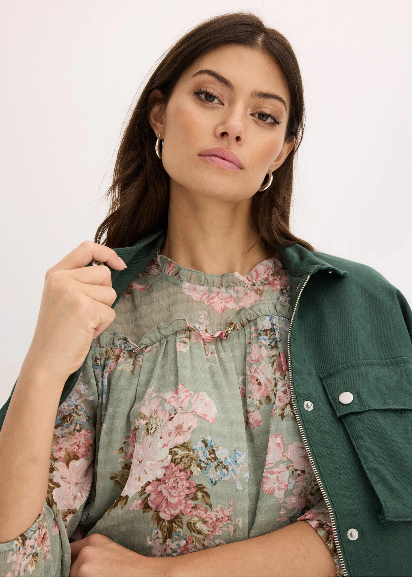 Chiffon tuniek bedrukt • lichtrietgroen gebloemd • bonprix online shop