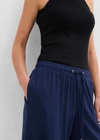 Dzsörzé bermuda puha viszkózból • sötétkék • bonprix áruház