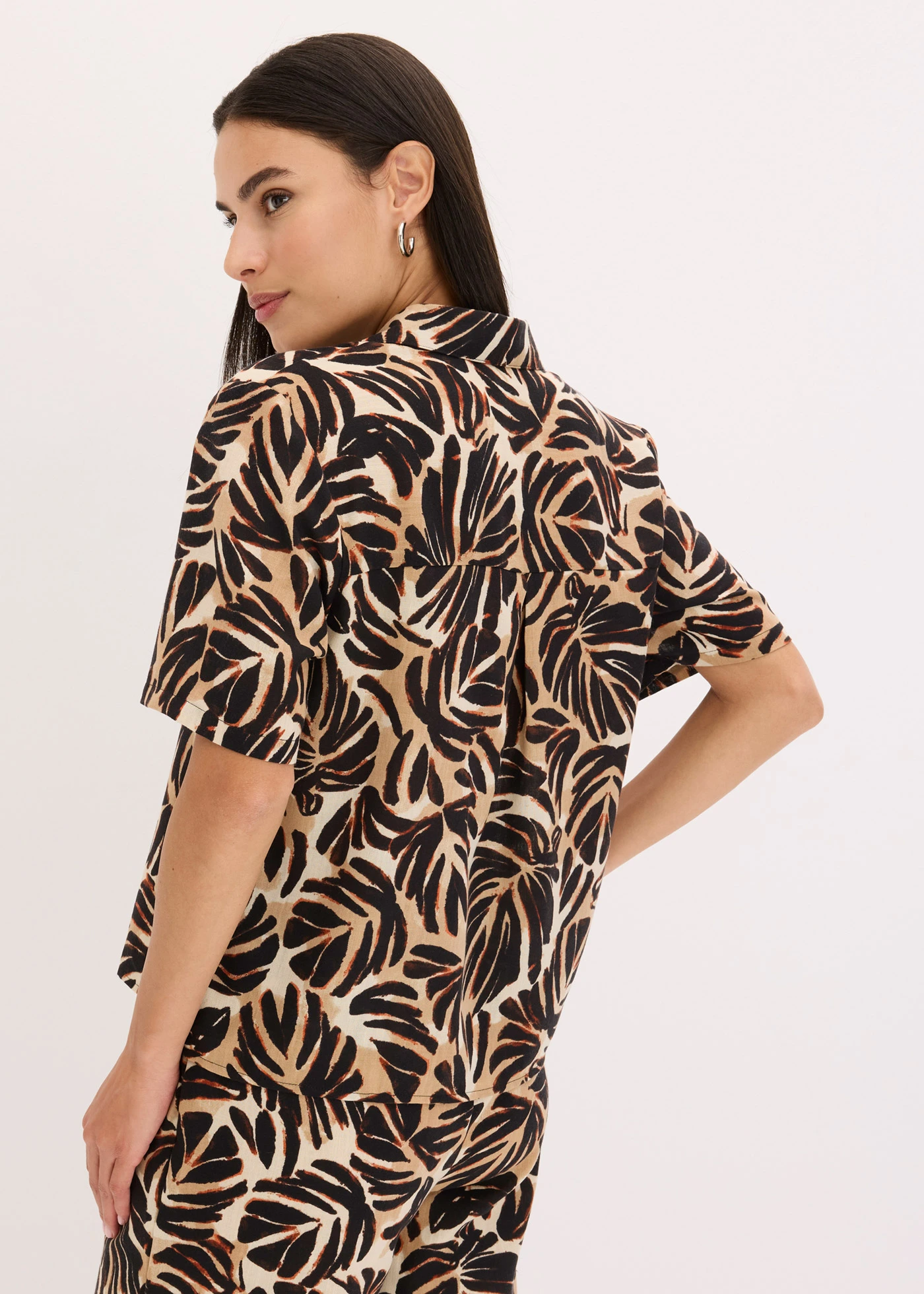 Gedessineerde blouse in linnnlook • bruin gebloemd • bonprix online shop