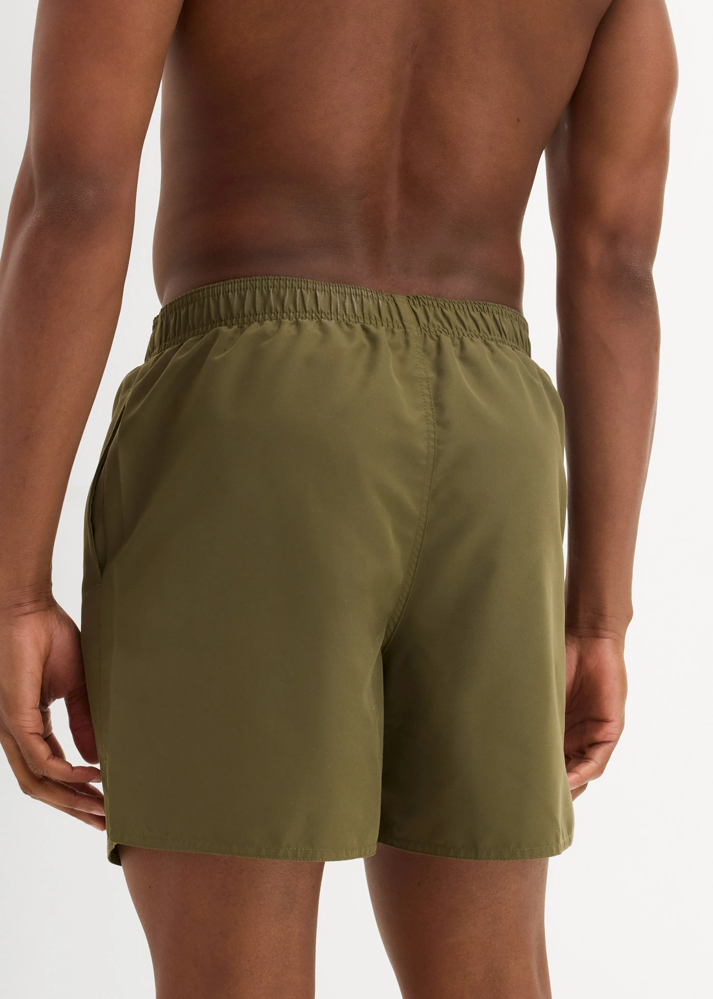 Zwemshort met zijzakken • donkerolijfgroen • bonprix online shop