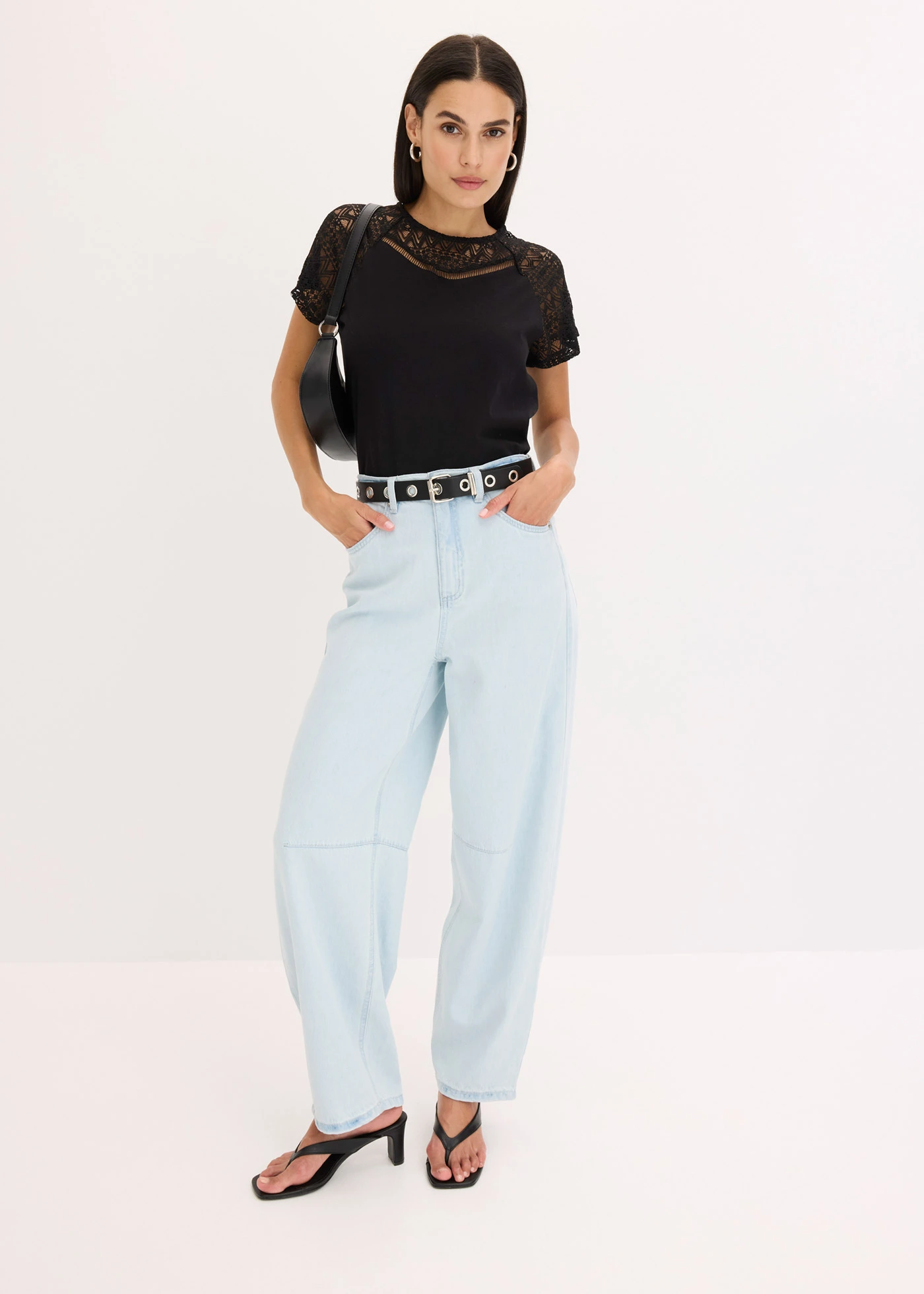 Bluză cu dantelă • negru • magazin bonprix