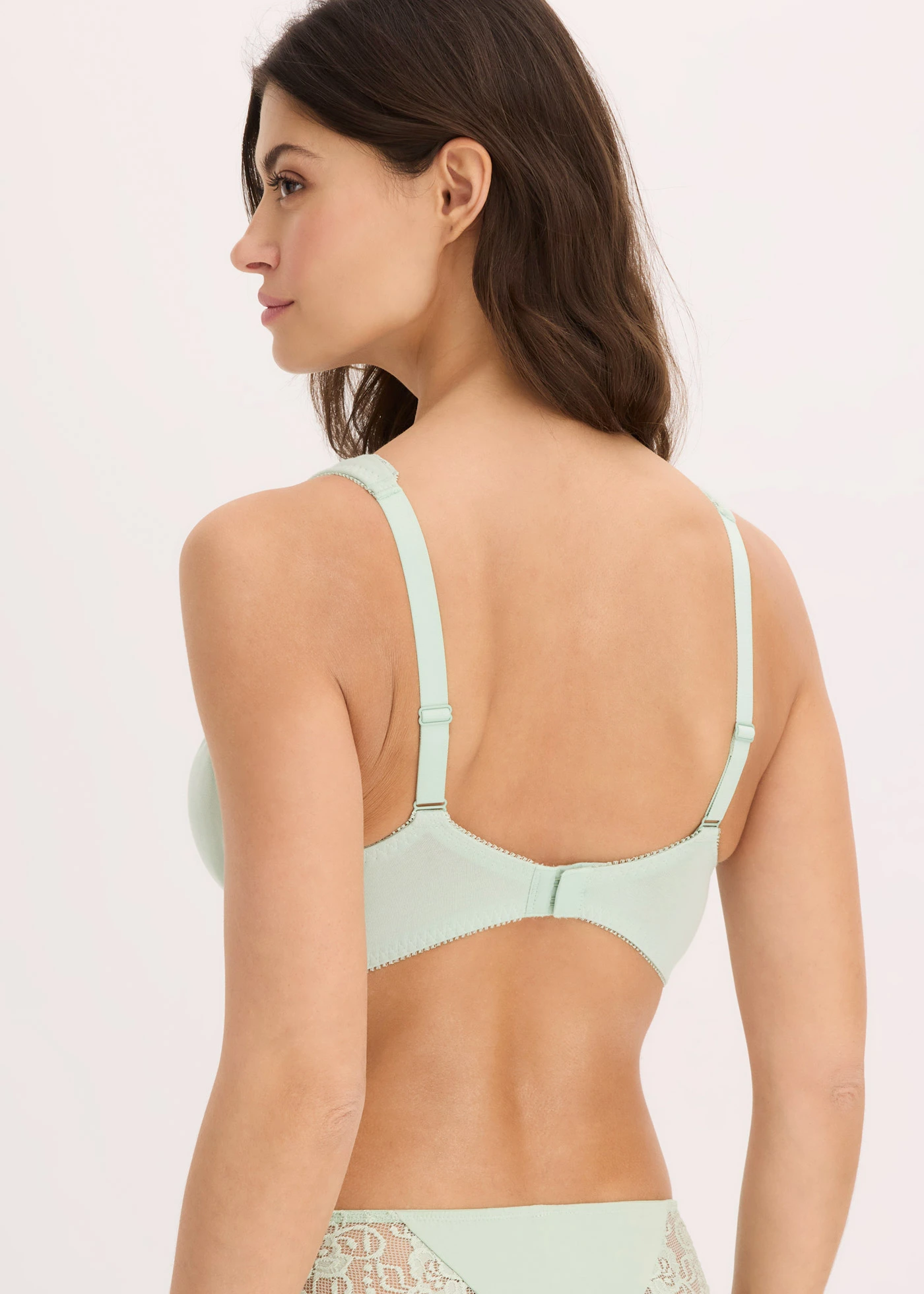 Ongewatteerde T-shirt bh met beugels en biologisch katoen (set van 2) • wolwit + lichtrietgroen • bonprix online shop