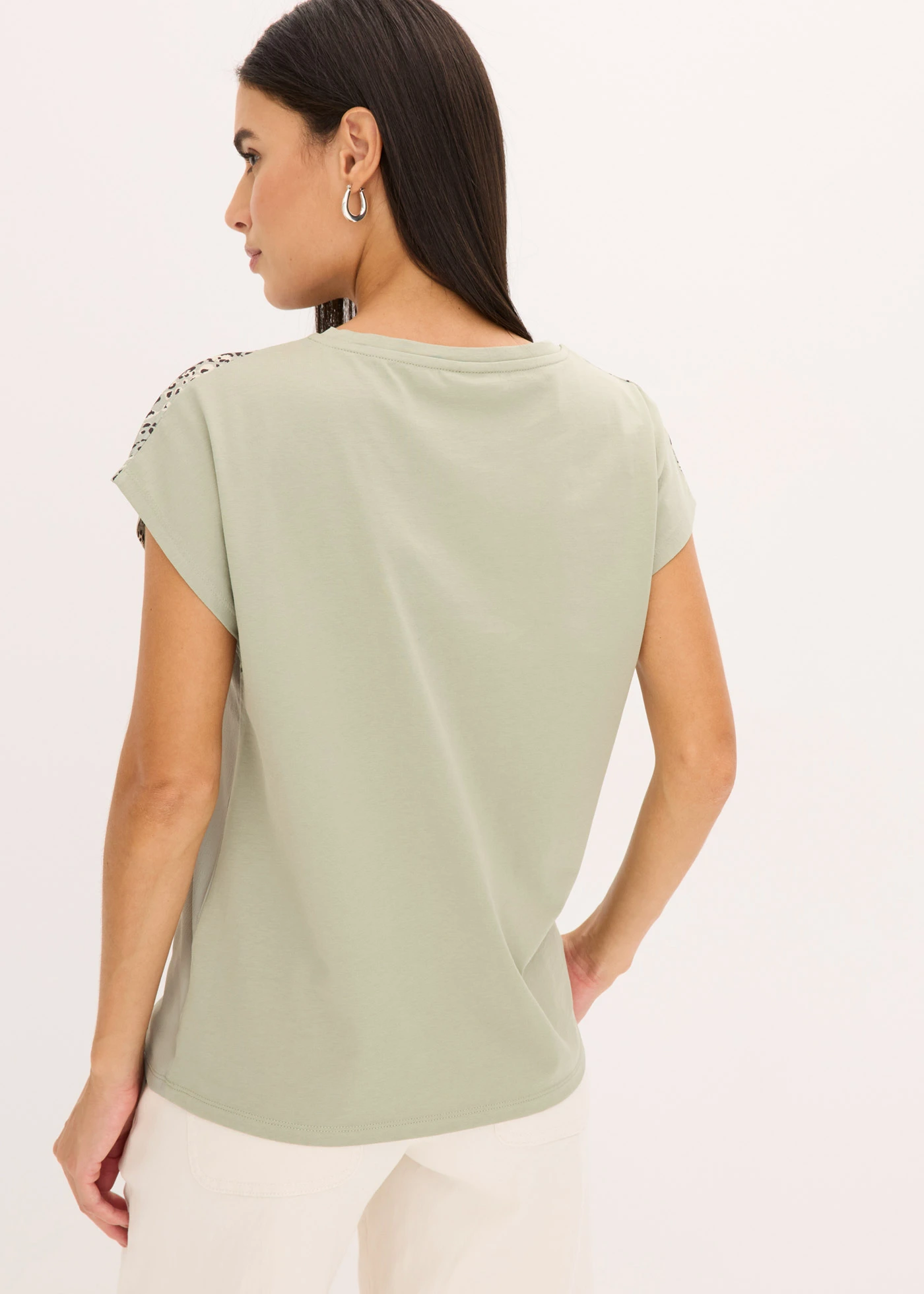 T-shirt ze wstawką z tkaniny, z połyskującymi kamieniami • trawa morska w panterkę • sklep bonprix