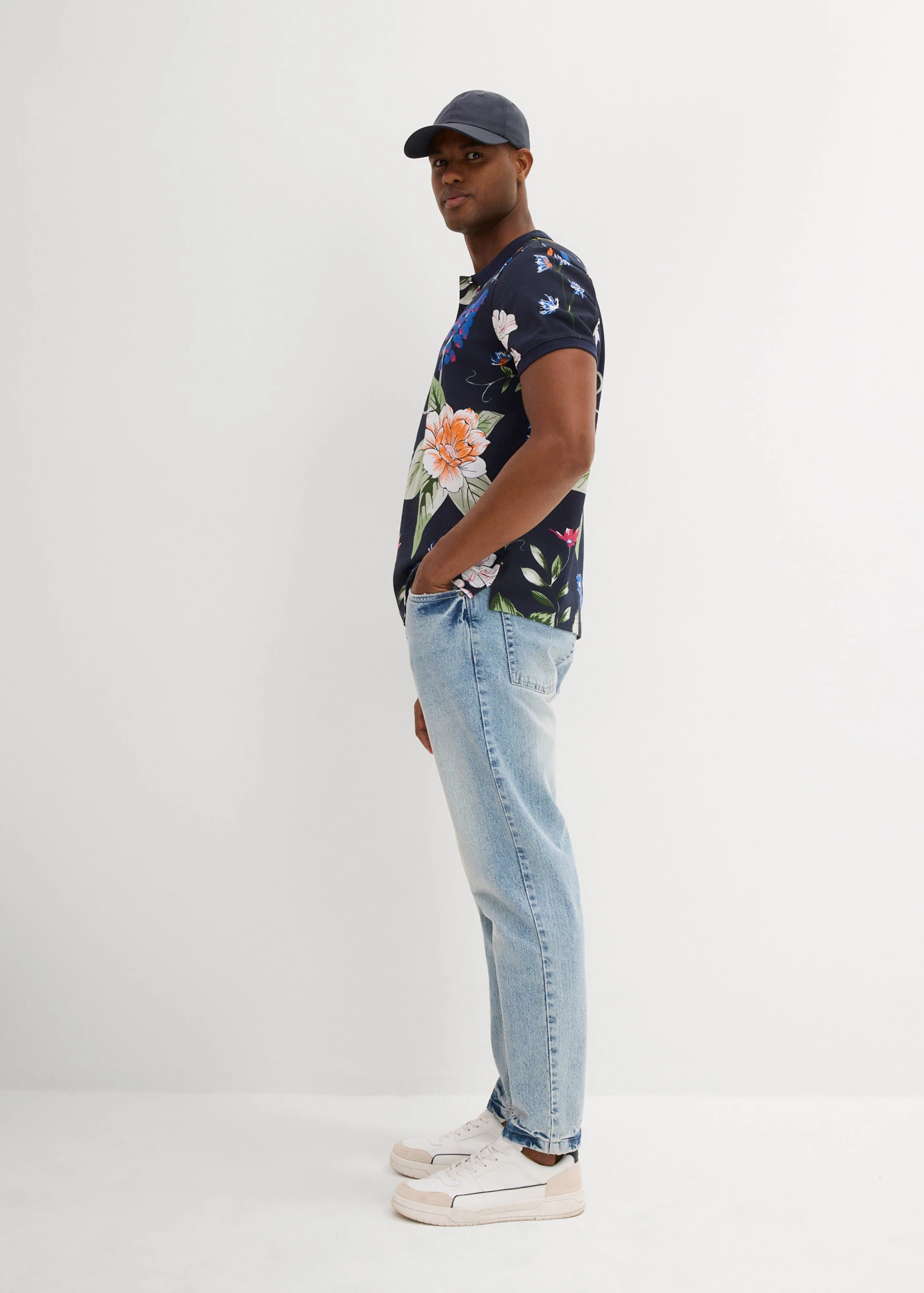 Piqué poloshirt van biologisch katoen • donkerblauw gebloemd • bonprix online shop