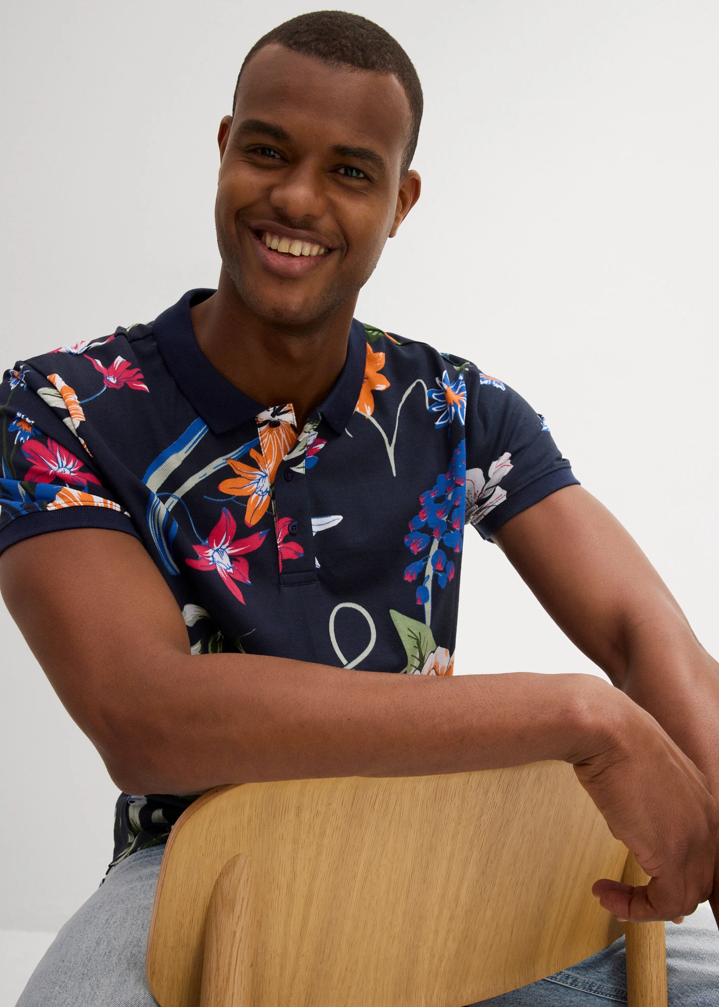 Polo 100% coton en maille piquée • bleu foncé floral • Boutique bonprix