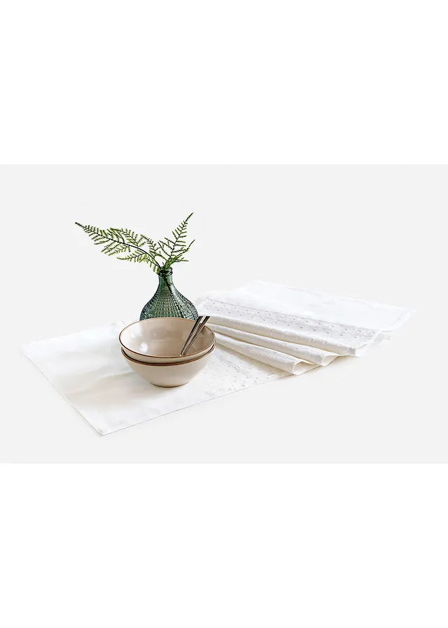 Față de masă îngustă din bumbac organic cu broderie spartă