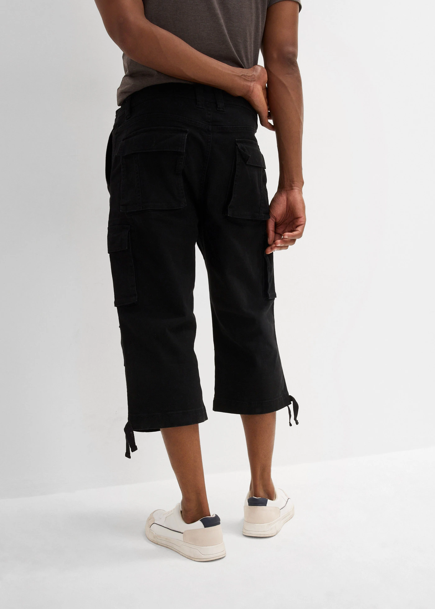 3/4 strečové cargo kalhoty, Loose Fit, extra široké • černá • bonprix obchod