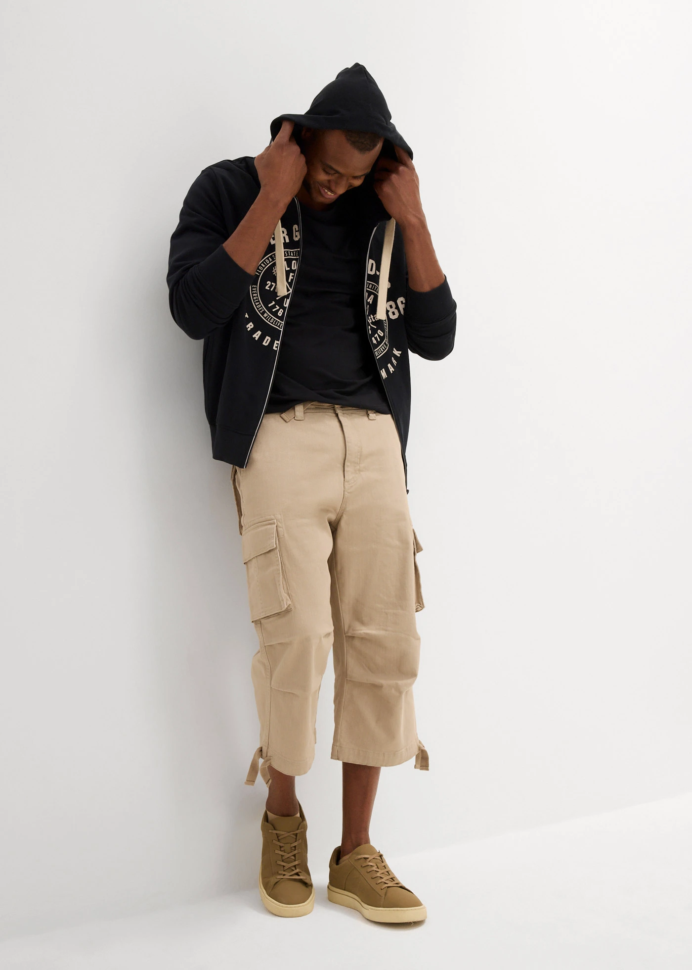 3/4 strečové cargo kalhoty, Loose Fit, extra široké • písková • bonprix obchod