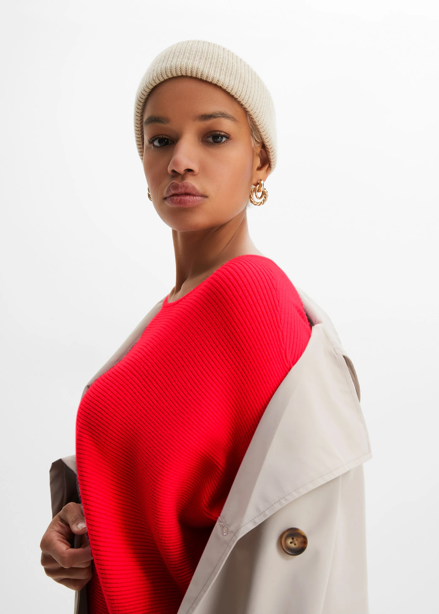 Pulover ripsat oversize, din material cu viscoză • roșu-căpșună • magazin bonprix