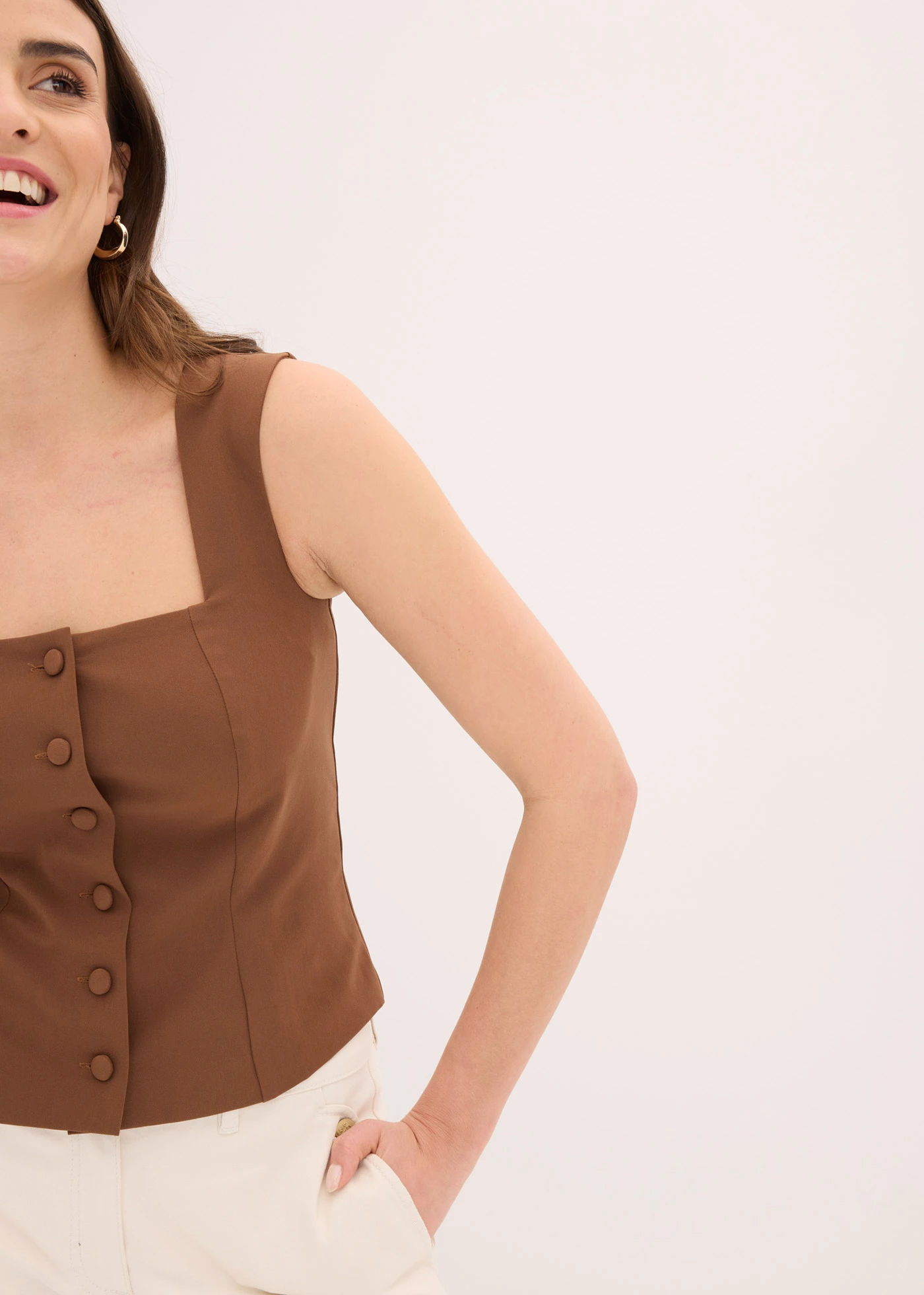 Blousetop met knopen • lichtbruin • bonprix online shop