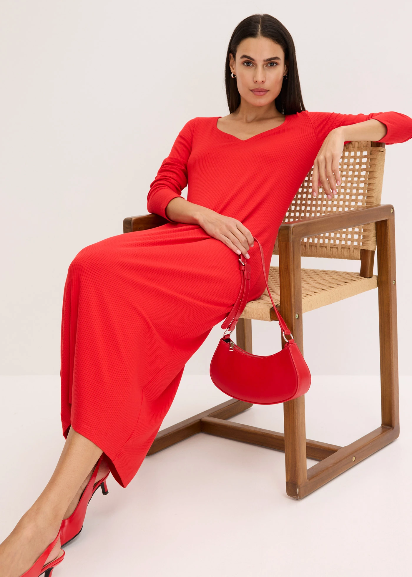 Geribde midi jurk • aardbeirood • bonprix online shop