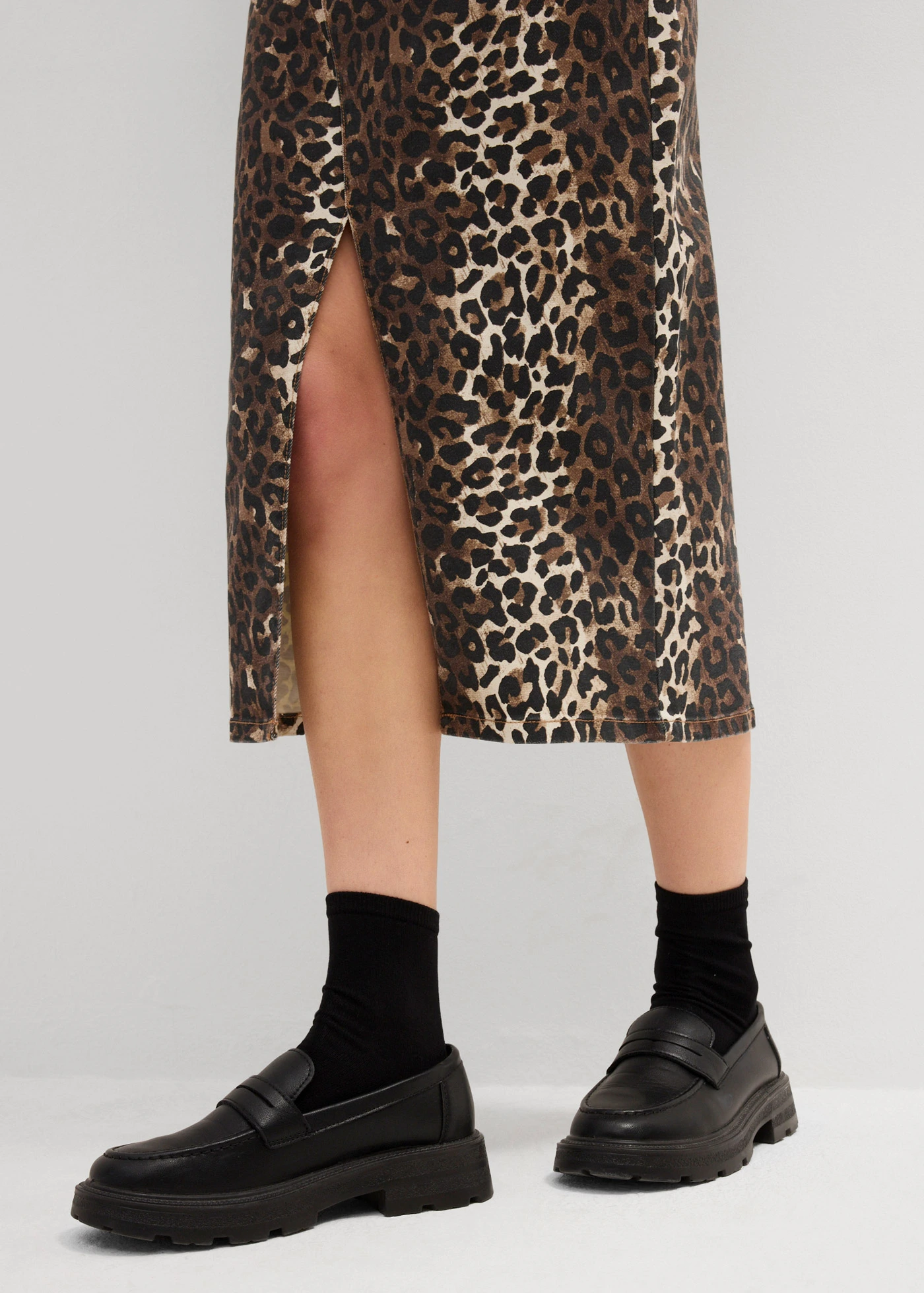 Spódnica z bawełnianego diagonalu ze stretchem • w panterkę • sklep bonprix