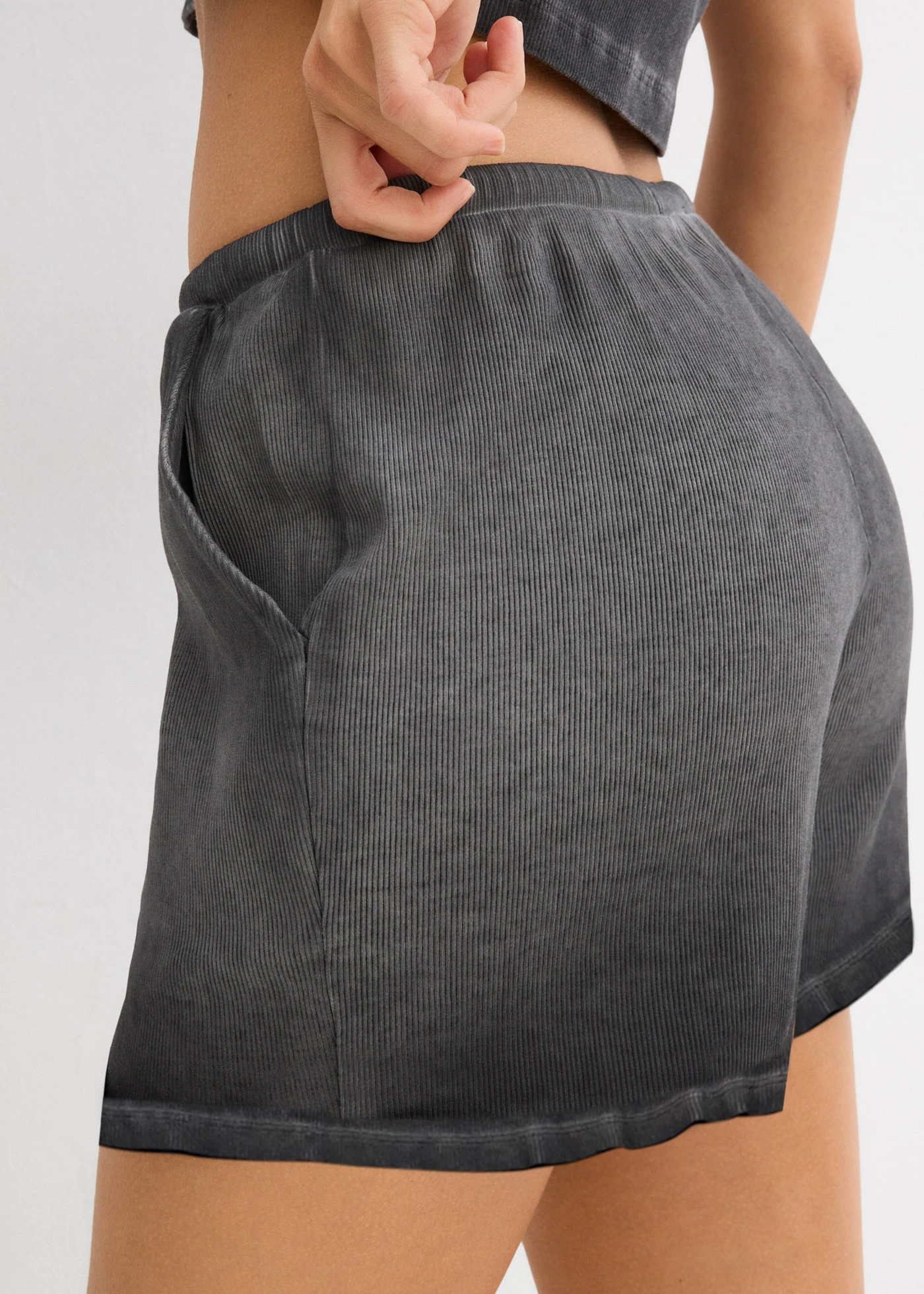 Short van biologisch katoen • leisteengrijs washed • bonprix online shop