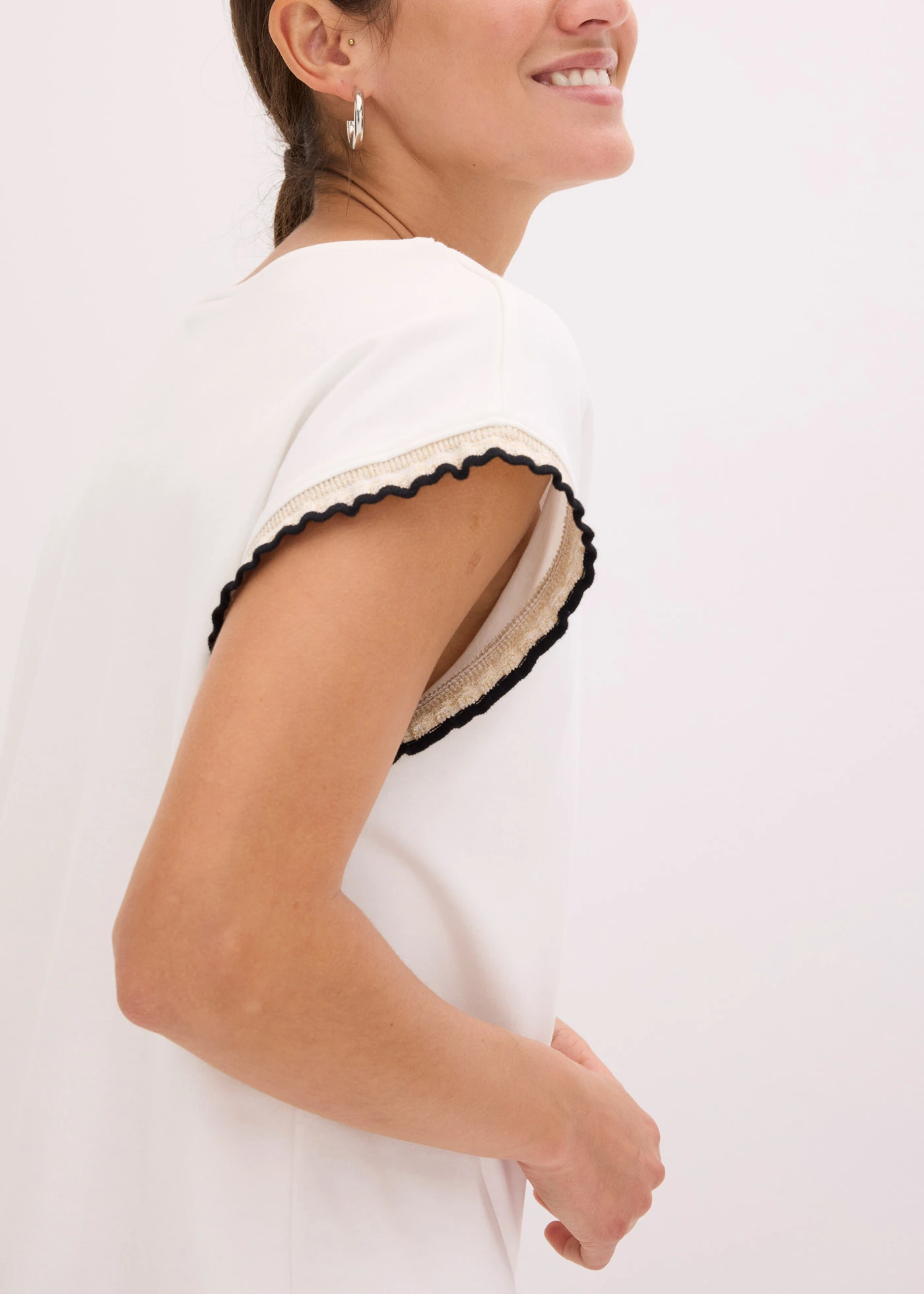 Shirt van puur katoen met versiering • wolwit • bonprix online shop