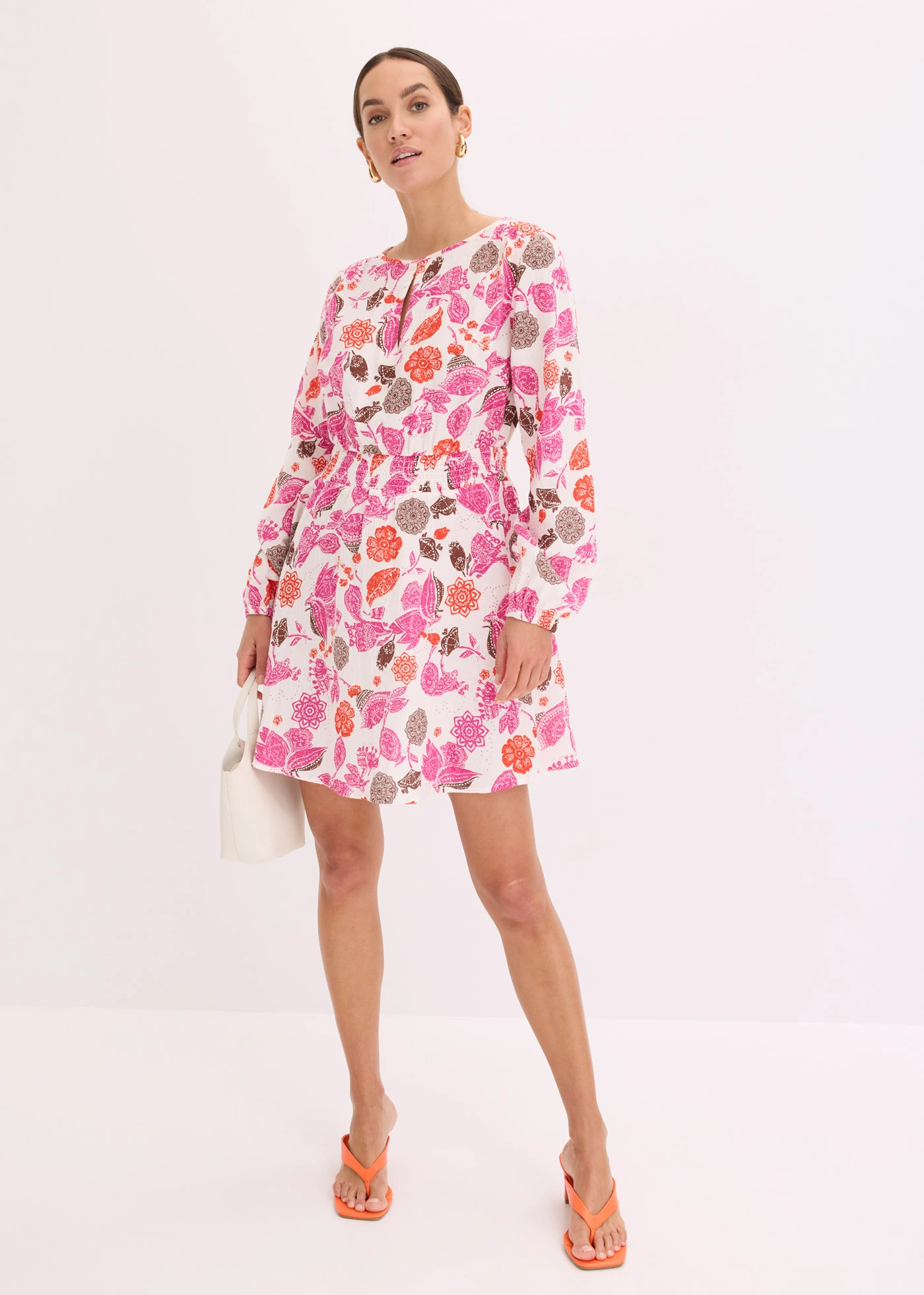 Sukienka mini z muślinu • biel wełny w kwiaty • sklep bonprix