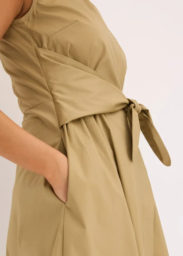 Jurk met strikdetail • kakibruin • product-page.page-title-suffix