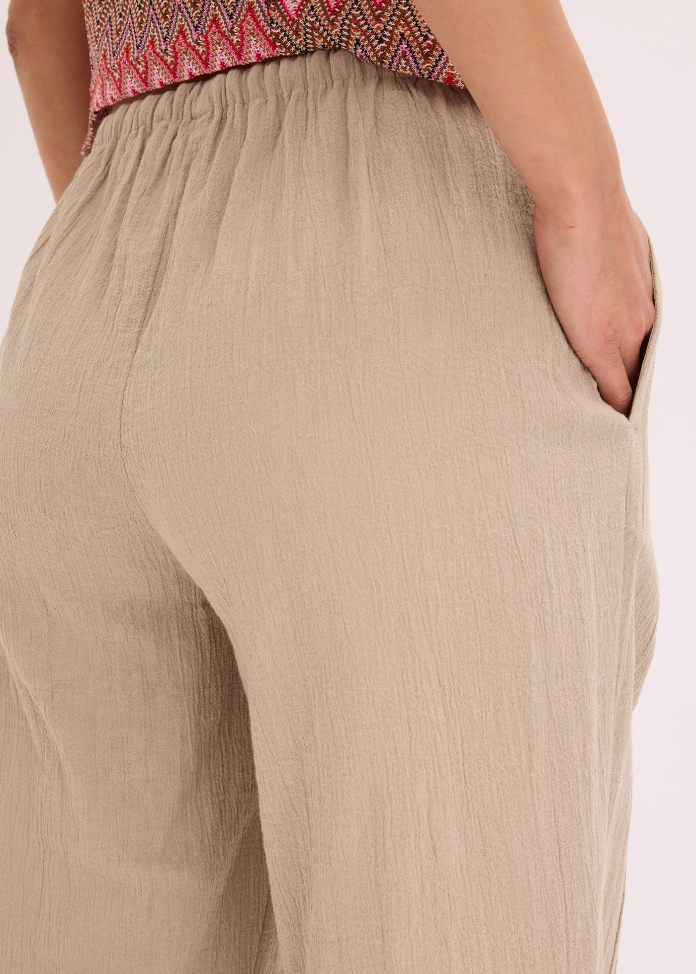 Wijde broek van gestructureerde crinkle • beige • bonprix online shop