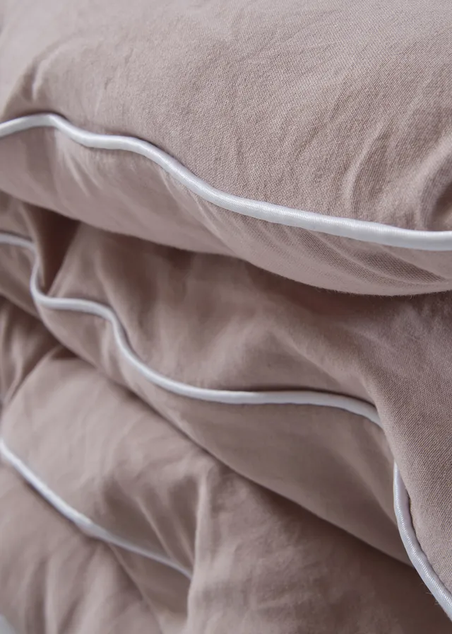 Licht Cotton Touch dekbed • beige • product-page.page-title-suffix