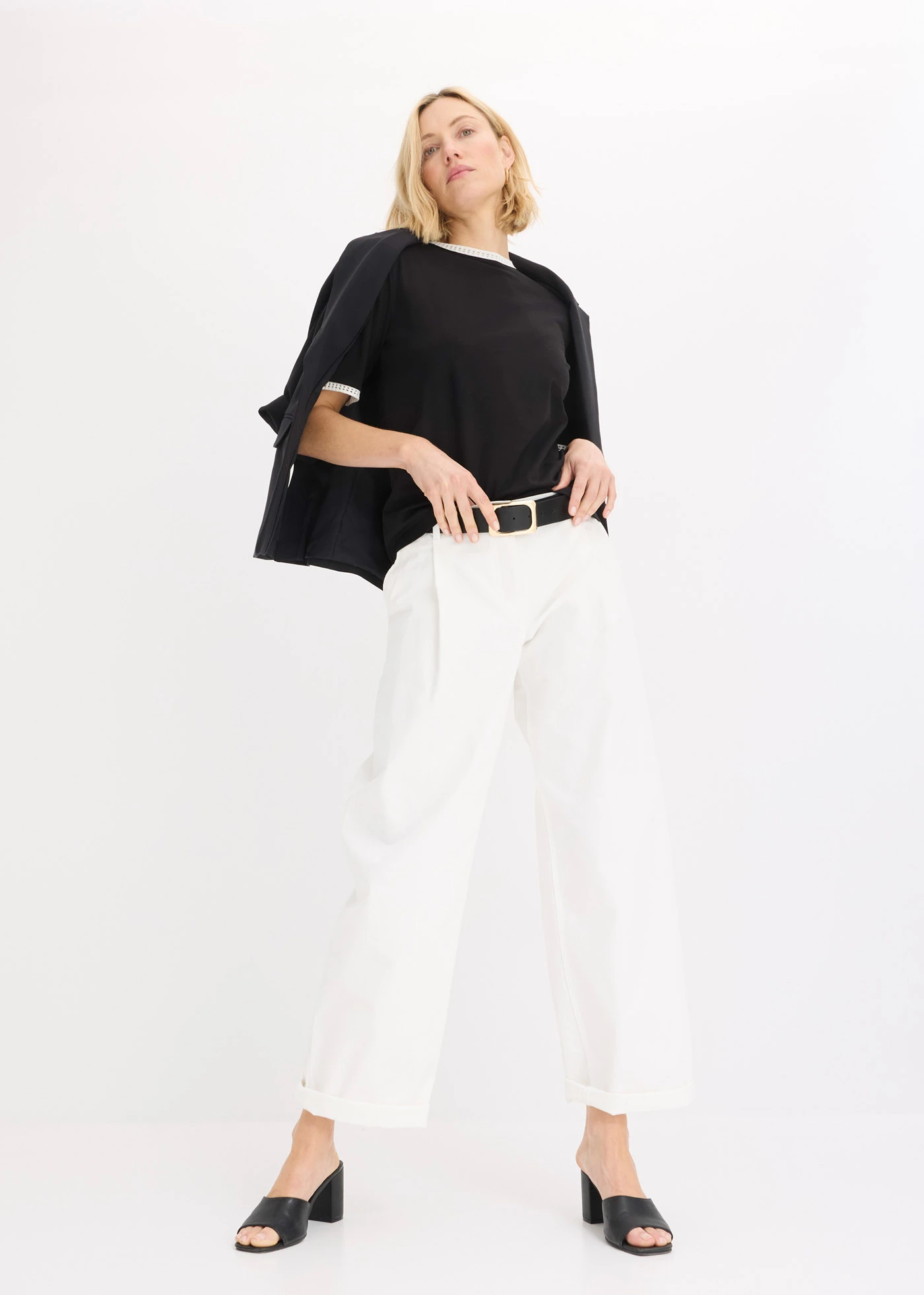 Bluză cu margine din dantelă • negru/ecru • magazin bonprix
