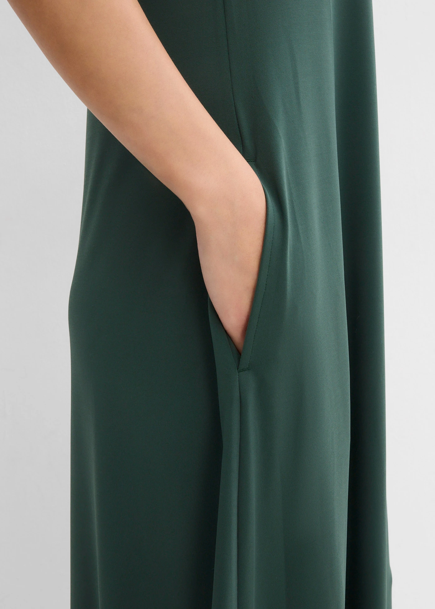 Robe midi trapèze • vert feuille • Boutique bonprix