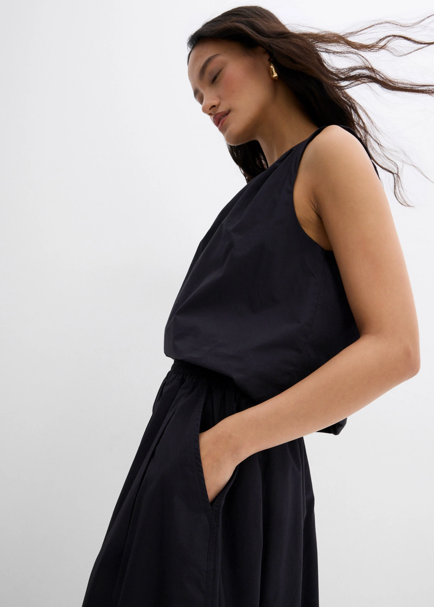 Jupe midi 100% coton • noir • Boutique bonprix