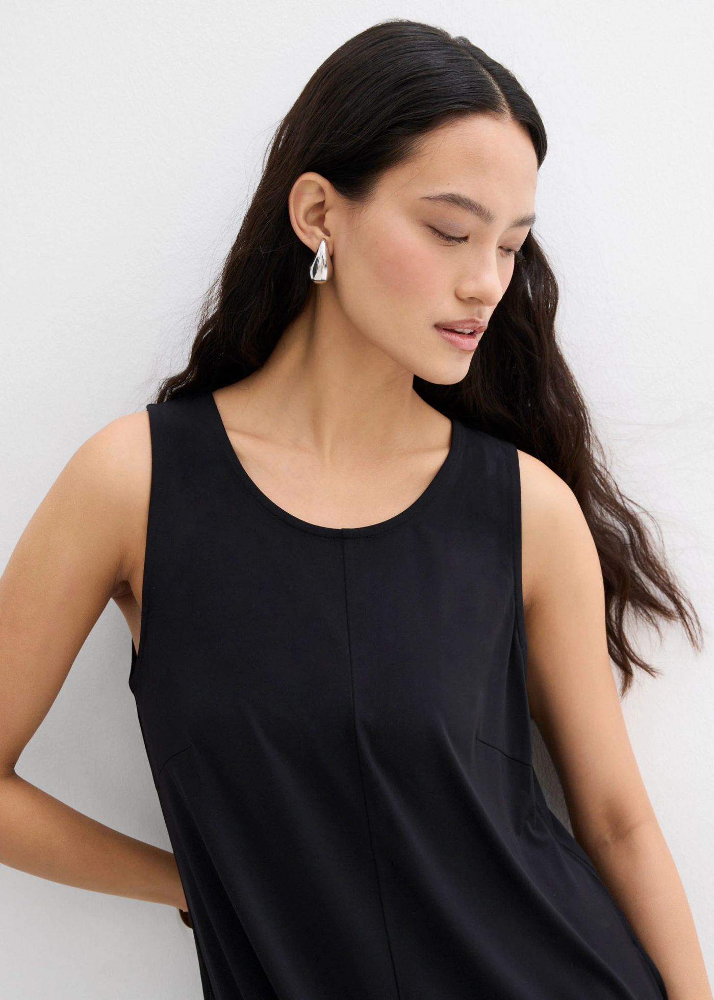 Robe midi trapèze • noir • Boutique bonprix