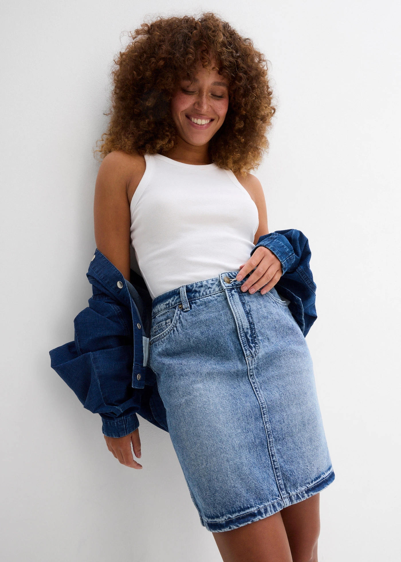 Jupe en jean, taille mi-haute, peu extensible • bleu moyen denim used • product-page.page-title-suffix