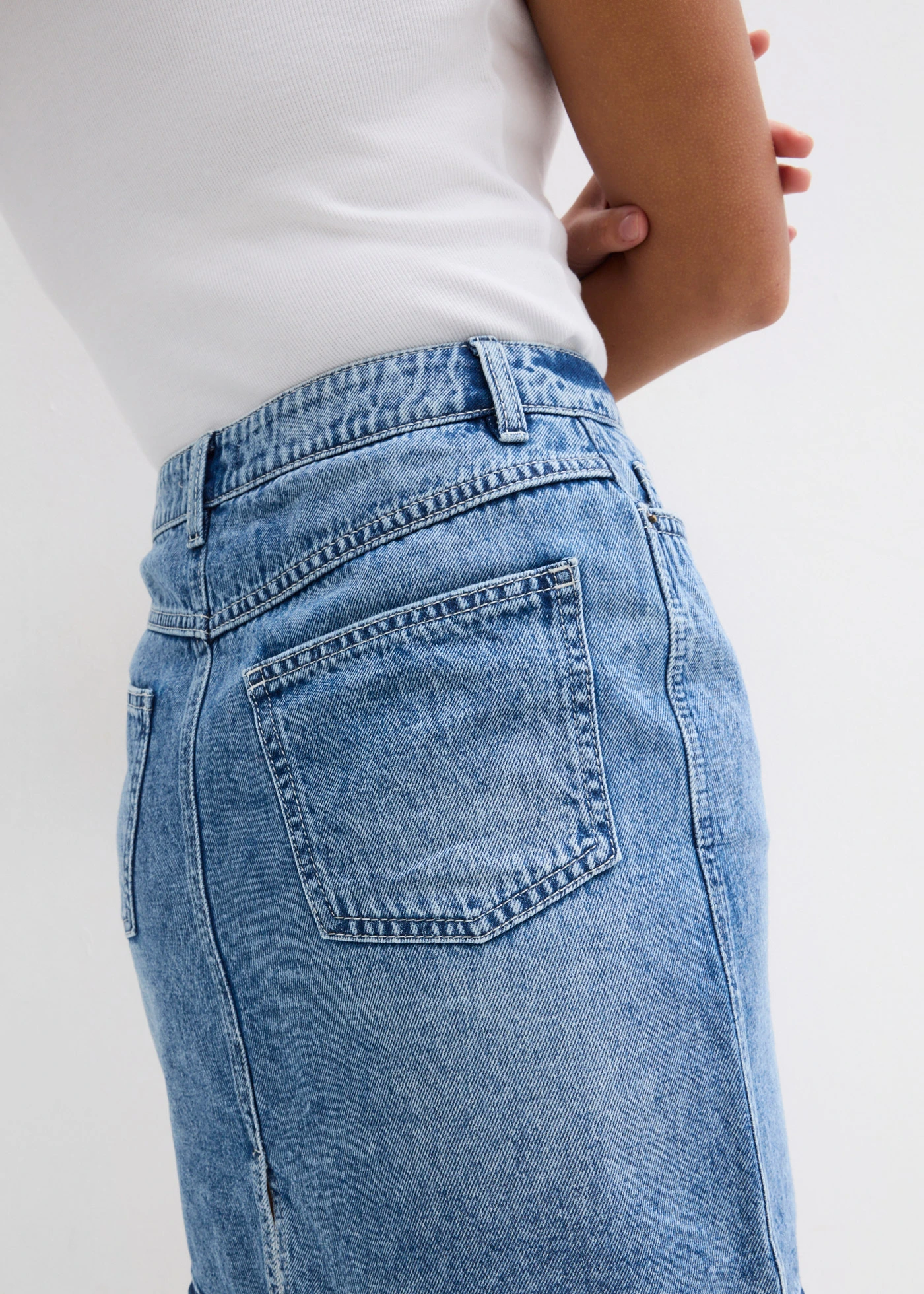 Jupe en jean, taille mi-haute, peu extensible • bleu moyen denim used • product-page.page-title-suffix