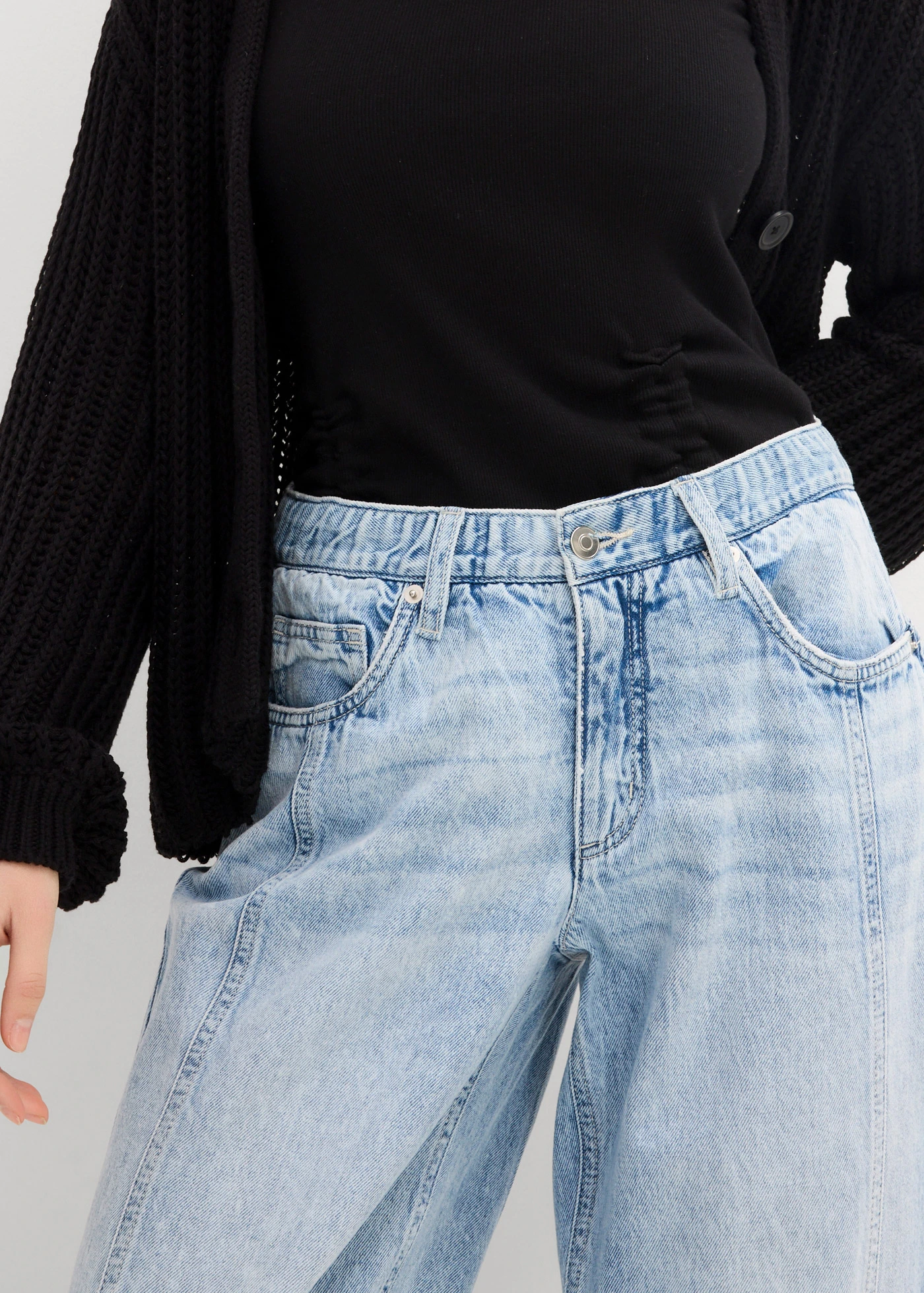 Barrel farmer, Mid Waist, rövidített • jégkék denim, használt hatású • bonprix áruház