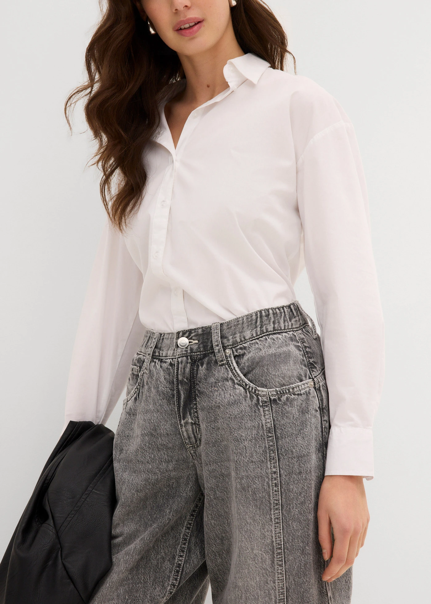 Barrel jeans mid waist, comfortabele tailleband, cropped • lichtgrijs denim used • bonprix online shop