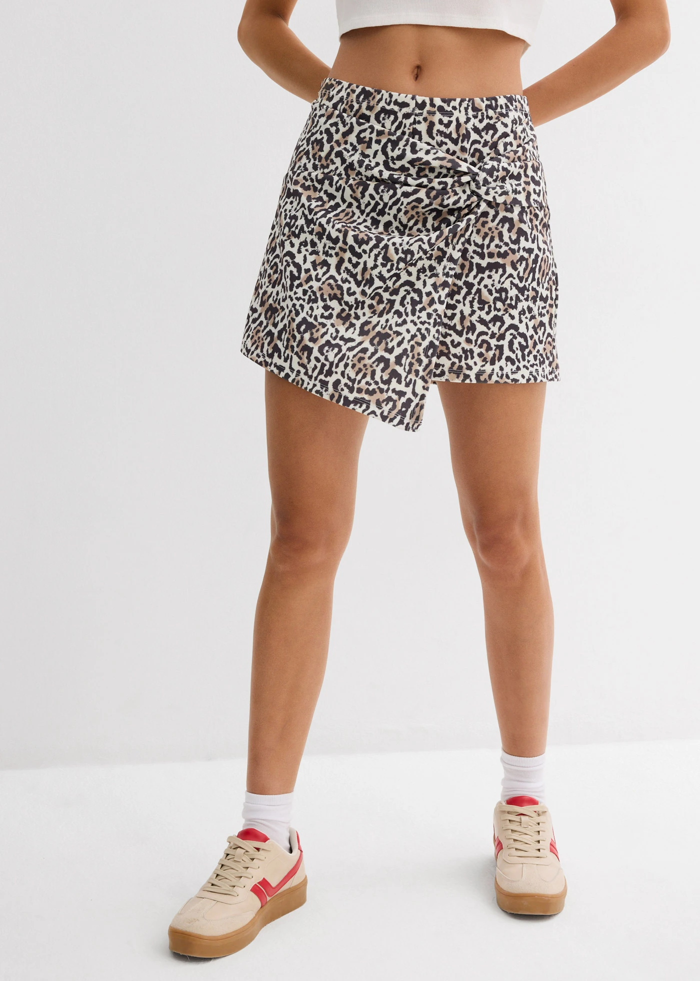 Jupe-short en interlock • blanc imprimé léopard • Boutique bonprix
