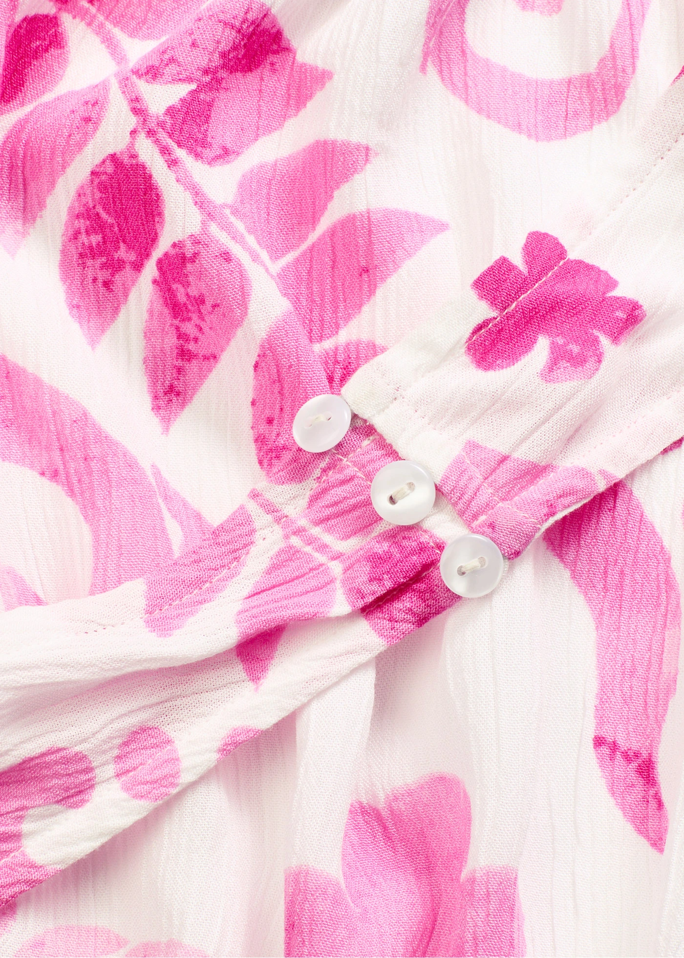 Blousetop met halternek van gestructureerde viscose • wit-fuchsia gedessineerd • bonprix online shop