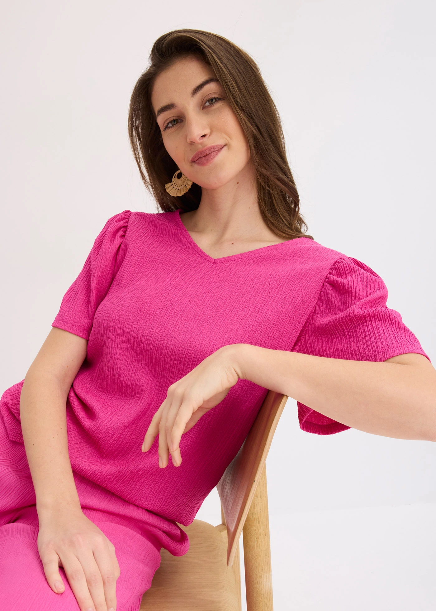 Bluză din material creponat structurat • roz-fucsia • magazin bonprix