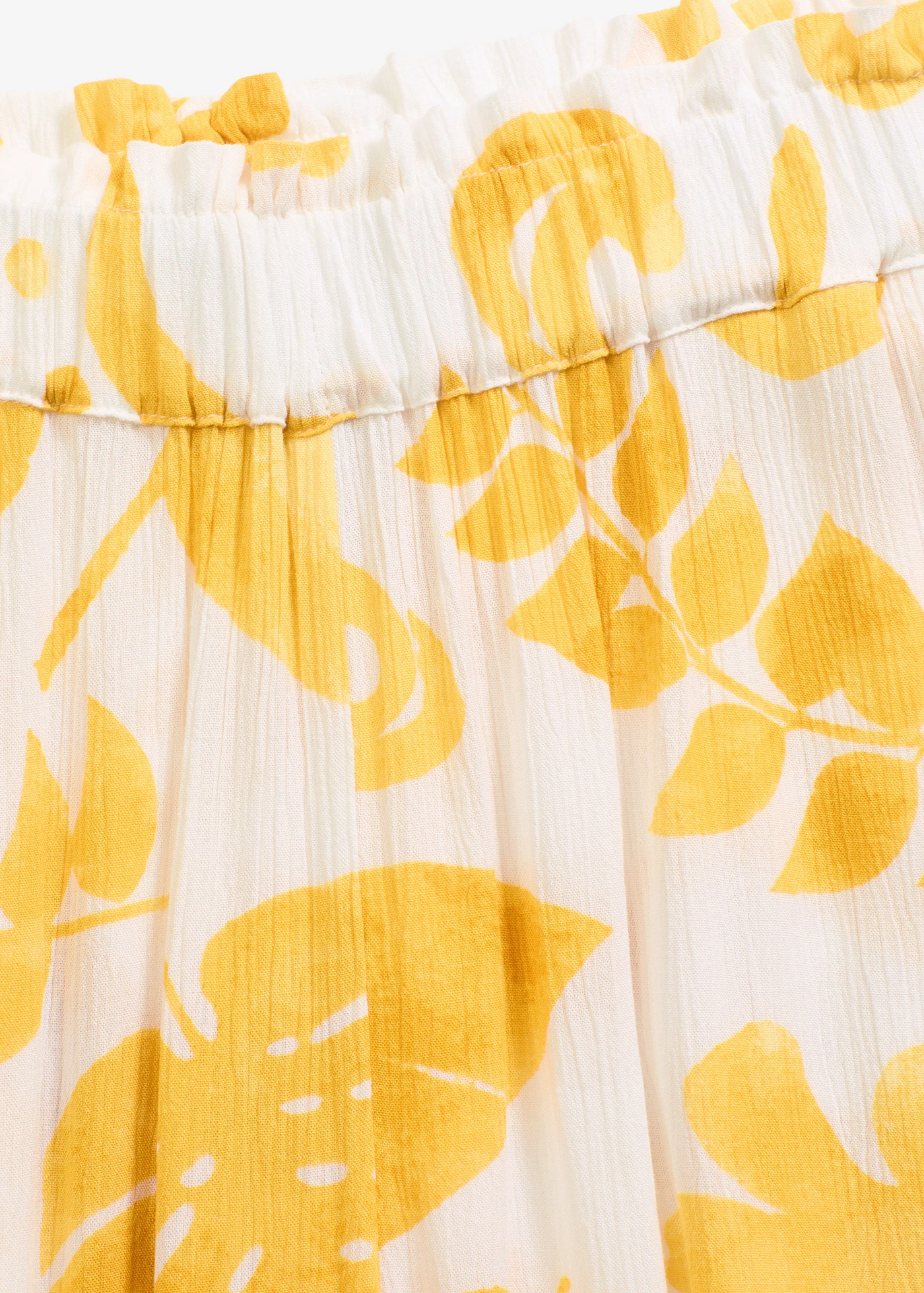 Pantalon large en viscose texturée • blanc-curry • Boutique bonprix