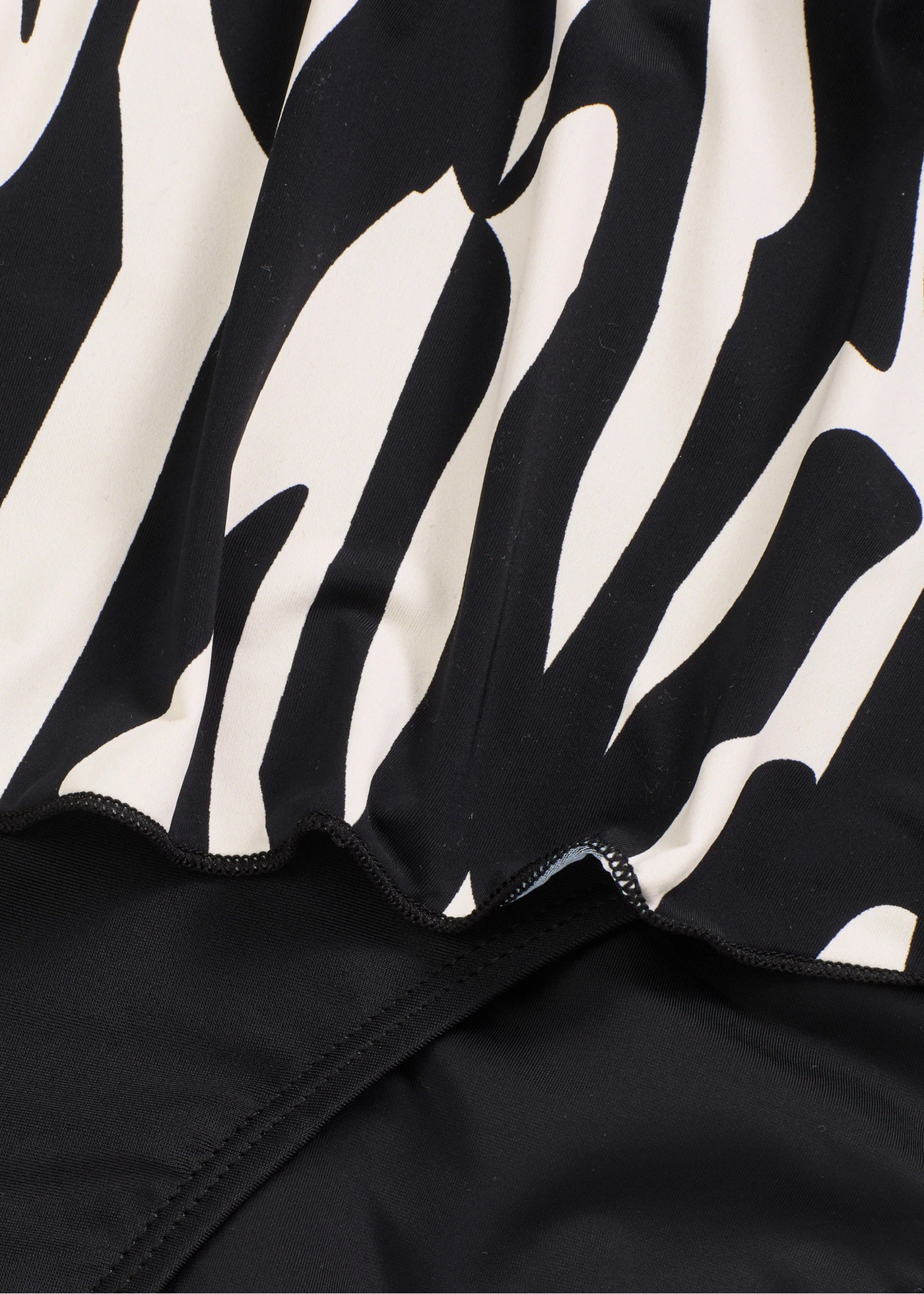 Jednodílné plavky • béžová + černá • bonprix obchod