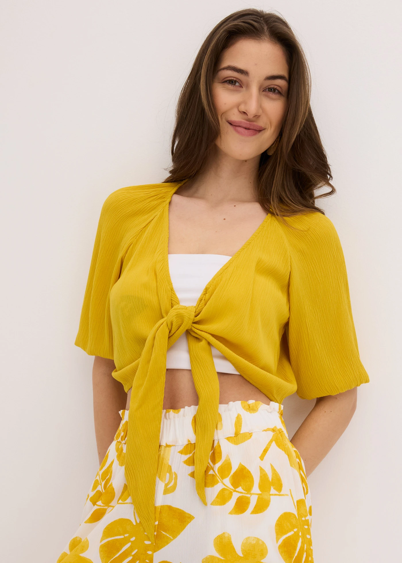 Halenkové triko ze splývavé viskózy • limetkově kari • bonprix obchod