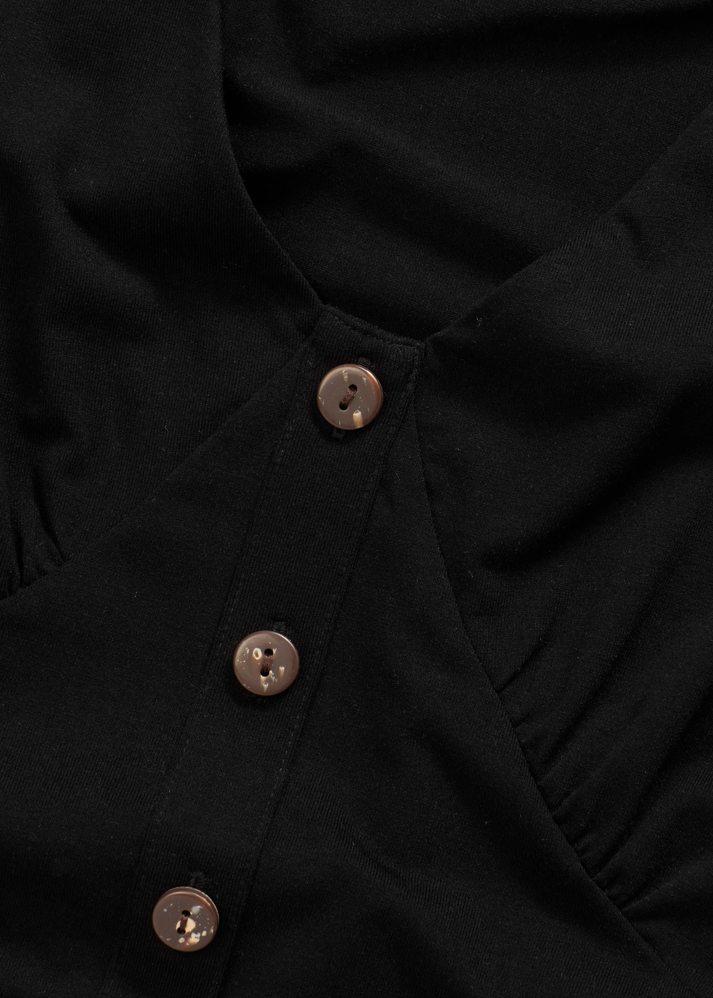 Robe courte et cintrée • noir • Boutique bonprix