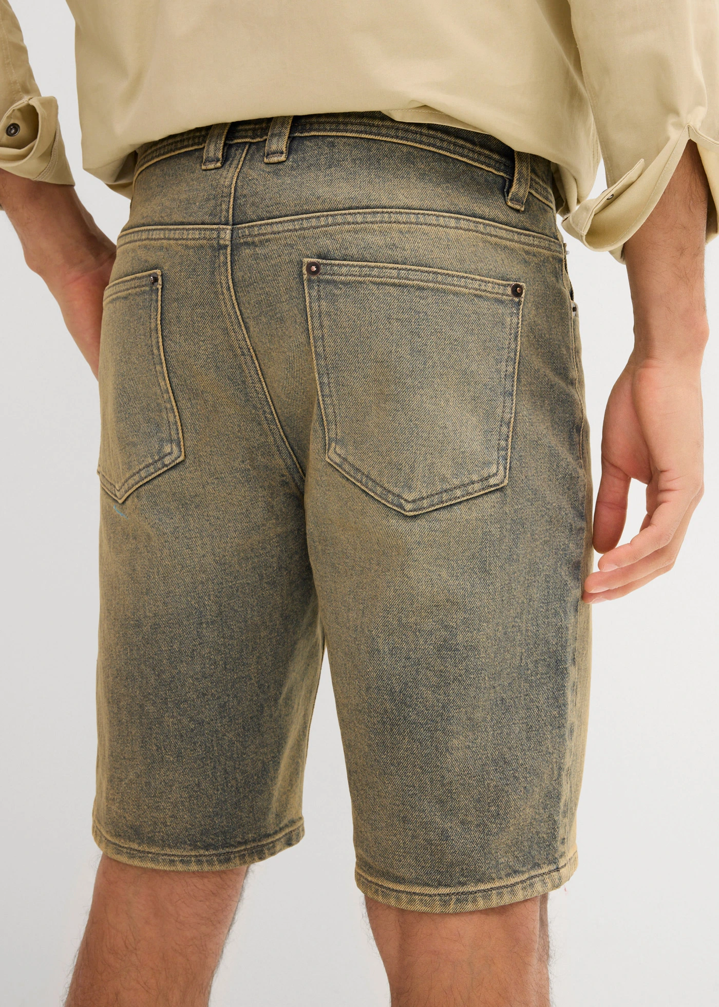 Strečové džínové bermudy Dirty Washed, Regular Fit • modrá stone-nová khaki • bonprix obchod