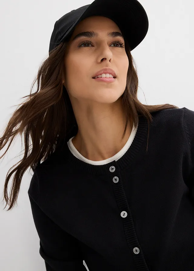Gilet en maille, col rond • noir • product-page.page-title-suffix