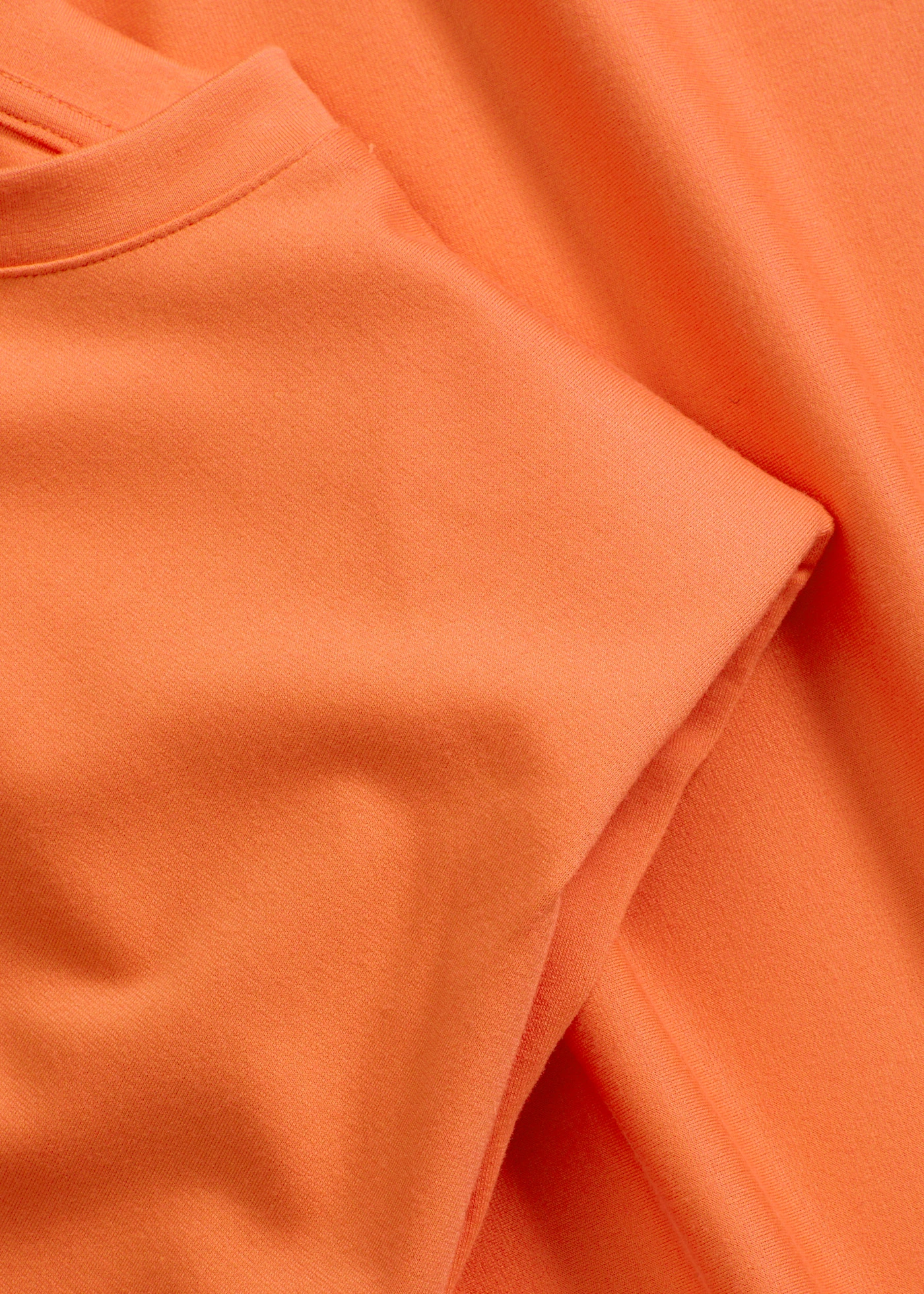 Mini šaty s nápadnými plecami • mangová • obchod bonprix