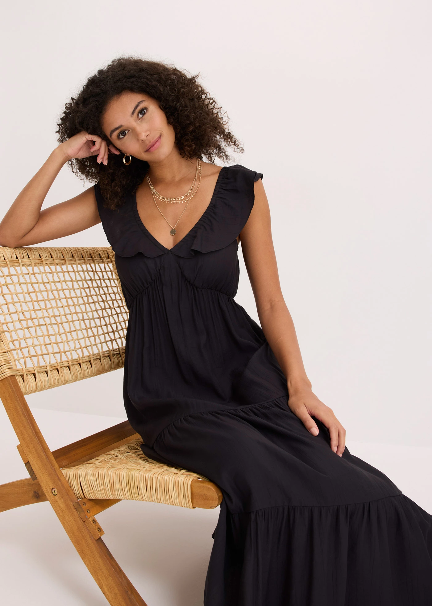 Jurk met bandjes van een fijne viscosemix • zwart • bonprix online shop