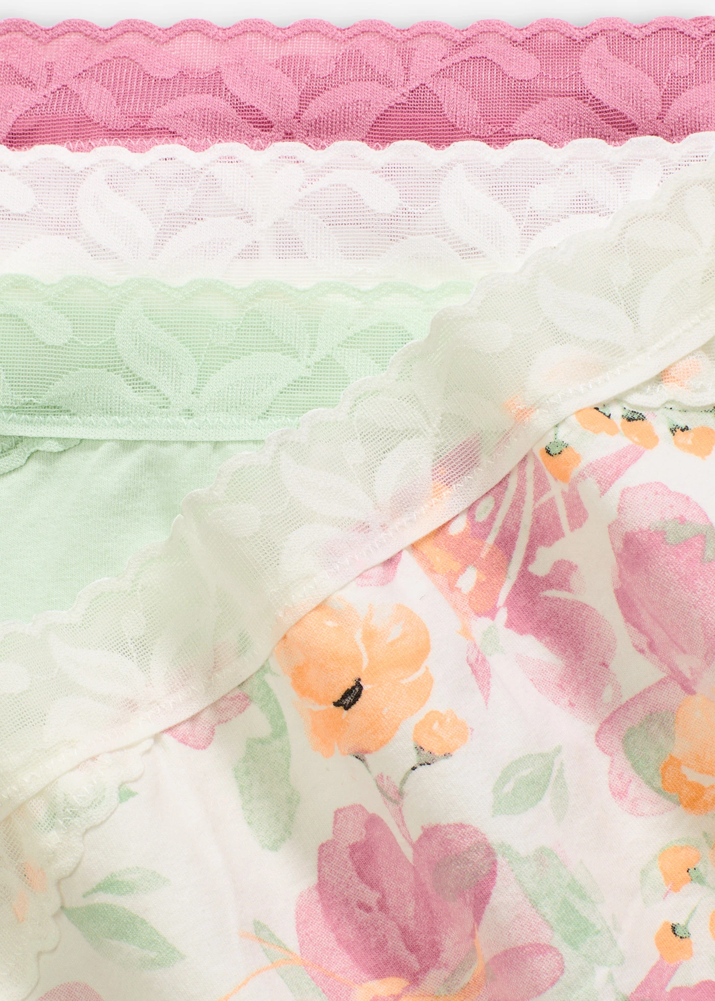 Maxislip met biologisch katoen en kant ( set van 5) • wolwit gebloemd + wolwit + bessensorbet + groen • bonprix online shop