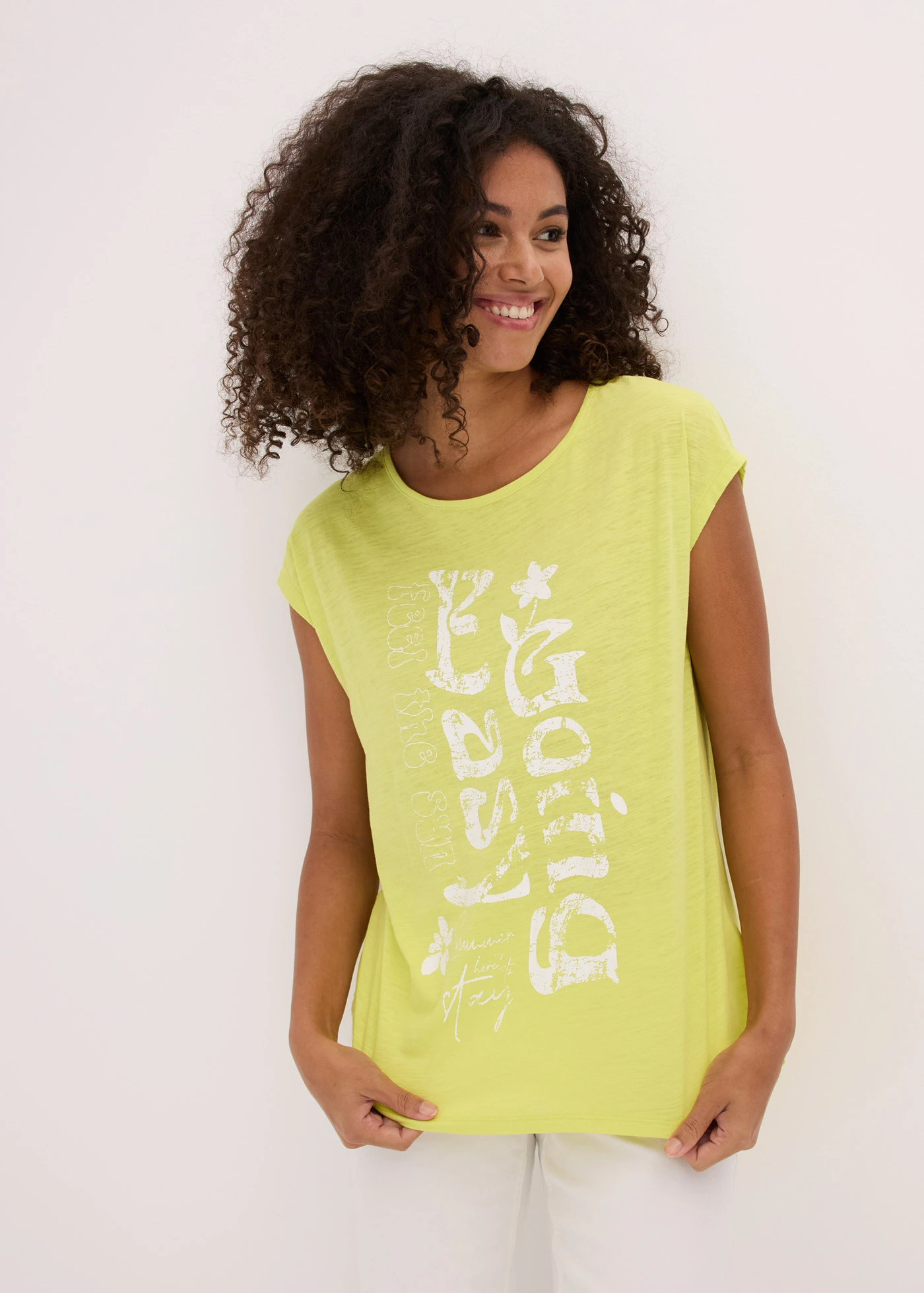 T-shirt long 100% coton • jaune citron • Boutique bonprix