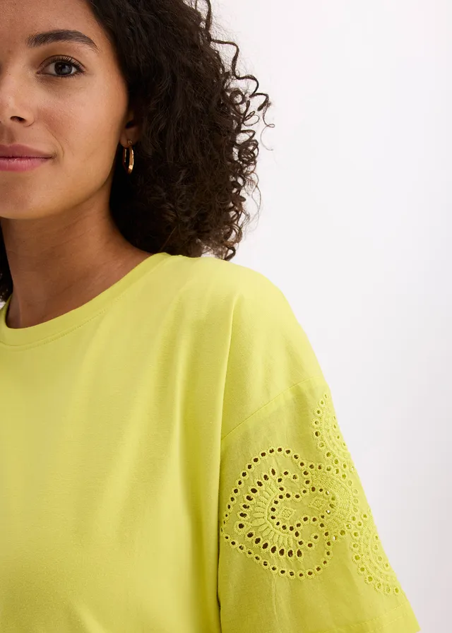 T-shirt met broderie anglaise • citrusgeel • product-page.page-title-suffix