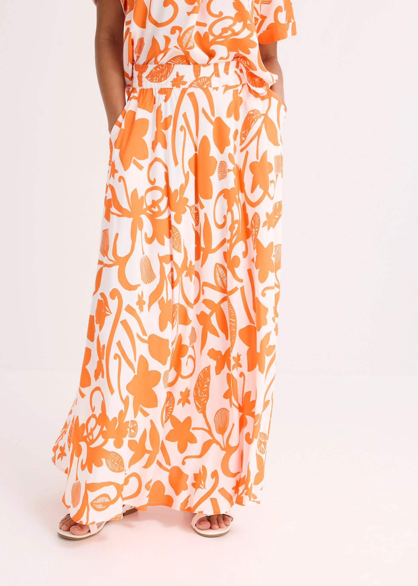 Maxi rok van soepele viscose • wolwit-mango gebloemd • bonprix online shop