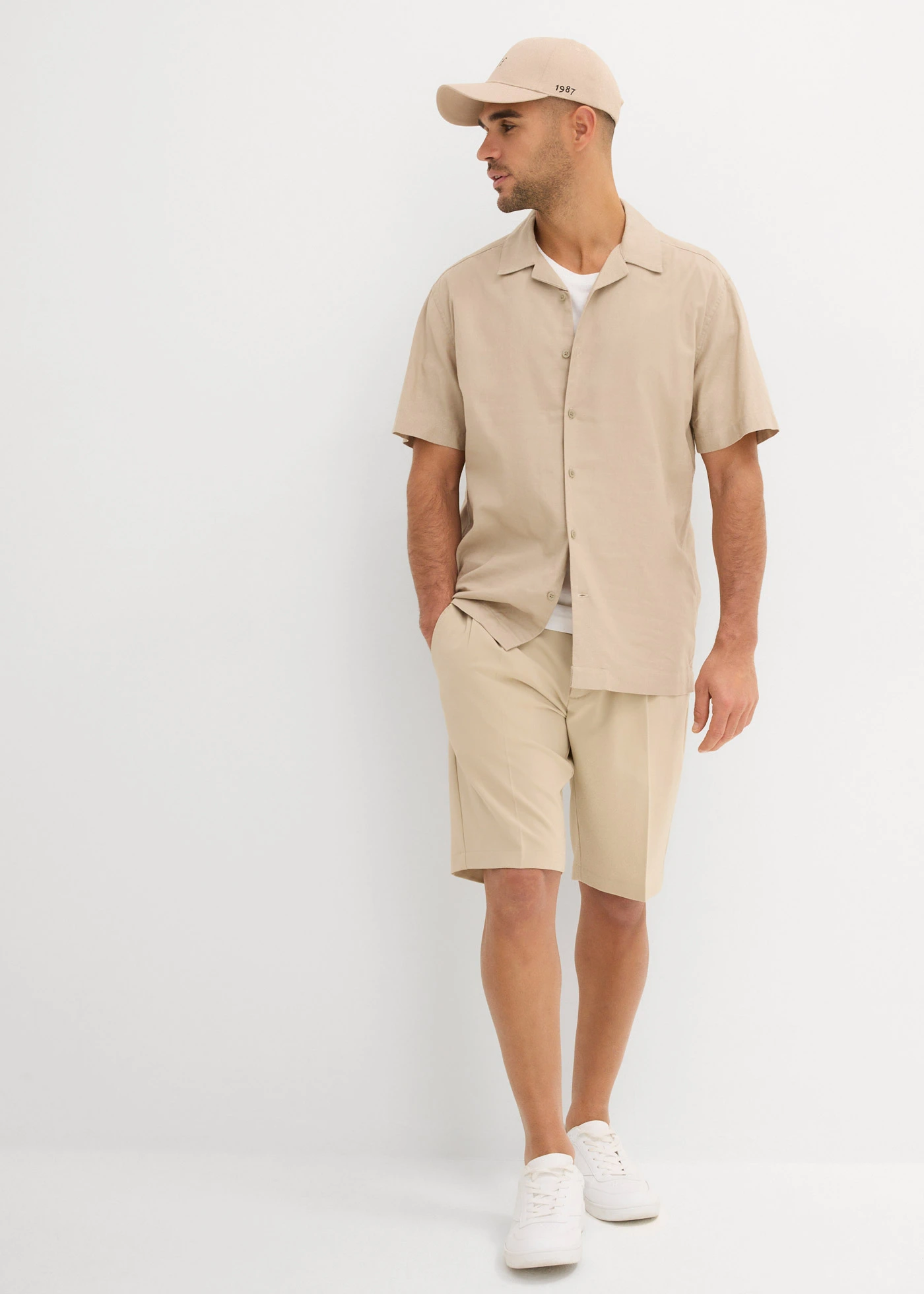 Rövid ujjú ing szellős lenvászon keverékből, Loose Fit • homok • bonprix áruház