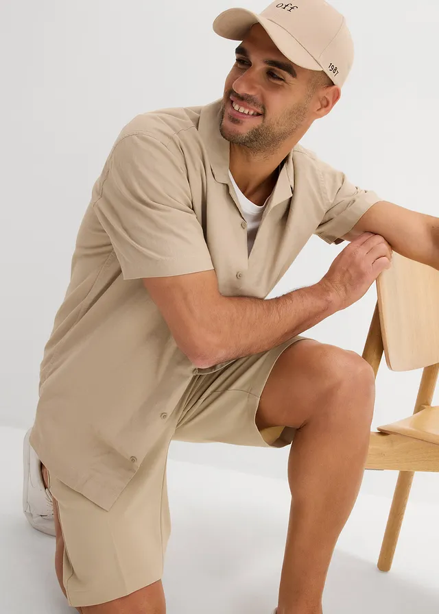 Overhemd met linnen en korte mouwen, loose fit • sand • product-page.page-title-suffix